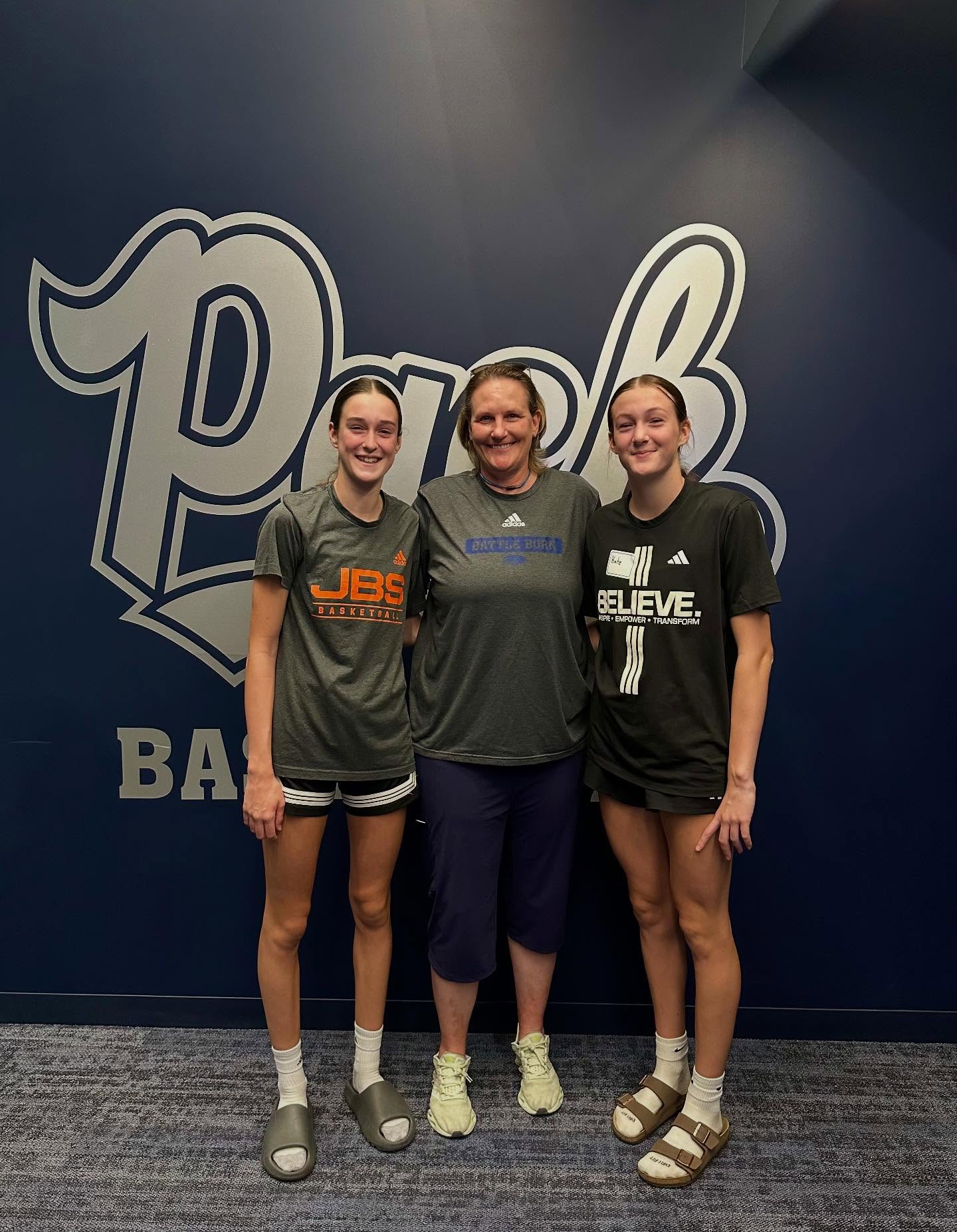 Hull twins C/O of 2029 attended the UNR HS elite camp at UNR today and got after it! The sky’s the limit with these two and we are so proud! Just Believe…🏀🔥🏀