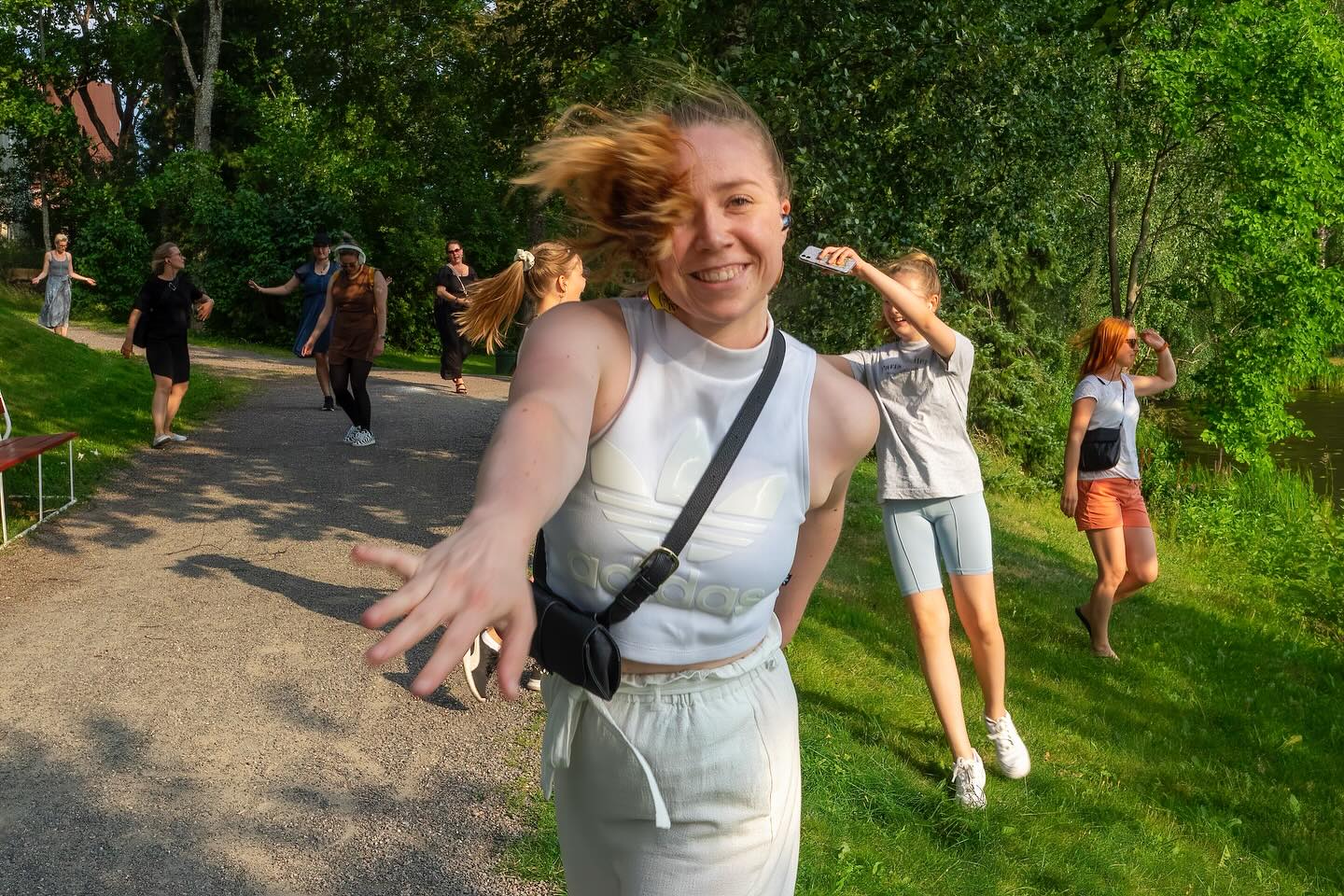 Huomenna tanssitaan! 🤩
Lippuja esityksiin on vielä jäljellä ja suosittelemme että liput ostetaan etukäteen https://www.tehdastanssii.fi/liput
Tervetuloa luomaan tästä ikimuistoinen viimeinen Tehdas tanssii -festivaali! 💛
📷: Terho Aalto
#tehdastanssii #tanssi #festivaali #hämeenlinna #hämeenlinnankaupunki #visithämeenlinna