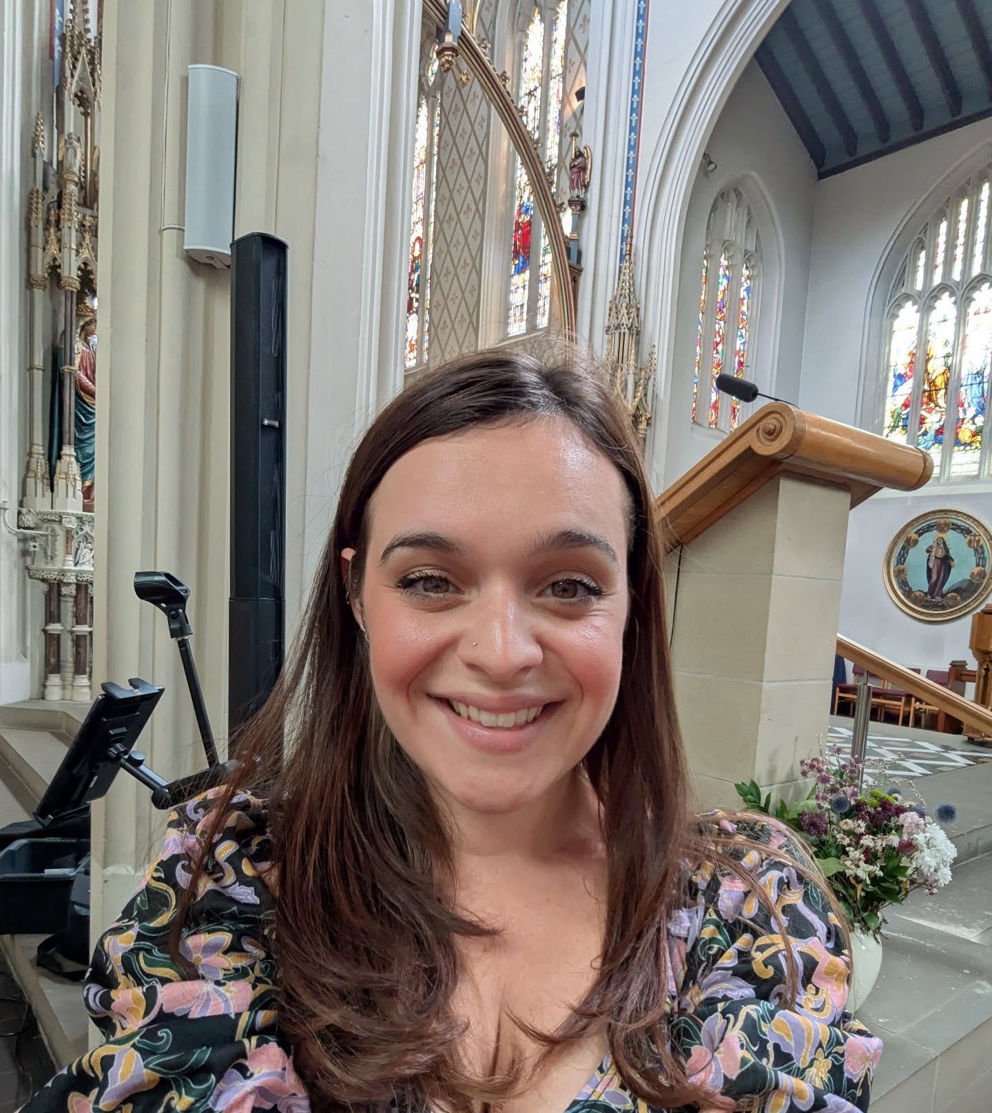 Q - do you do church weddings?
A - I absolutely do! I LOVE the traditional style of a church wedding, and what's more, my introduction to singing was as a chorister at Derby Cathedral for nearly 10 years, so if you want any sacred music during your ceremony, I'm your gal. Plus I know a load of hymns so I can fully boost your guests sound 😘
#churchwedding #religiousceremony #singer #weddingmusic #weddingsinger #brideandgroom #ceremony #weddingsinger