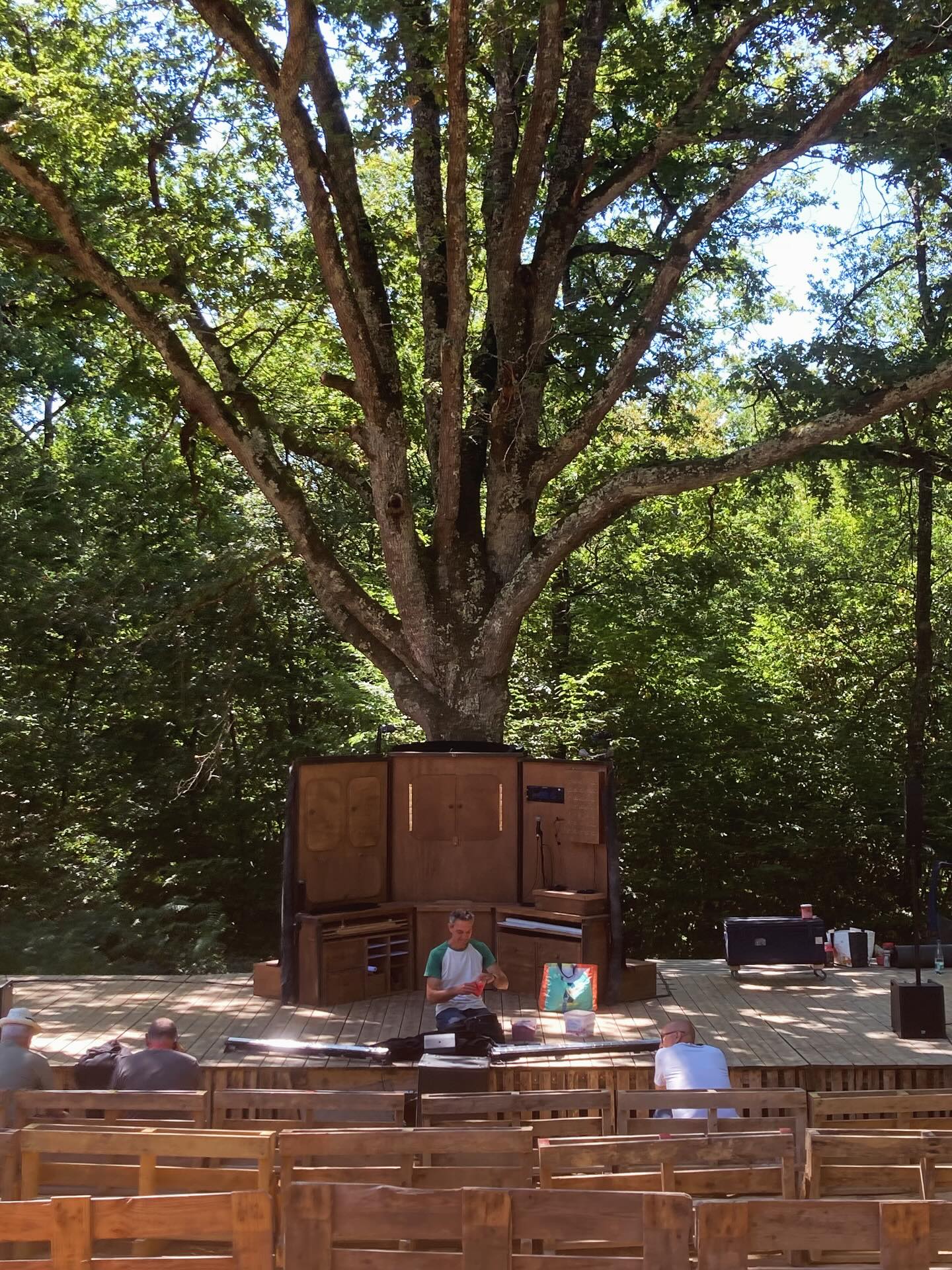 The most beautiful stage in France ? Bubble ce soir @lesmoissons à Termes d’Armagnac 21h00