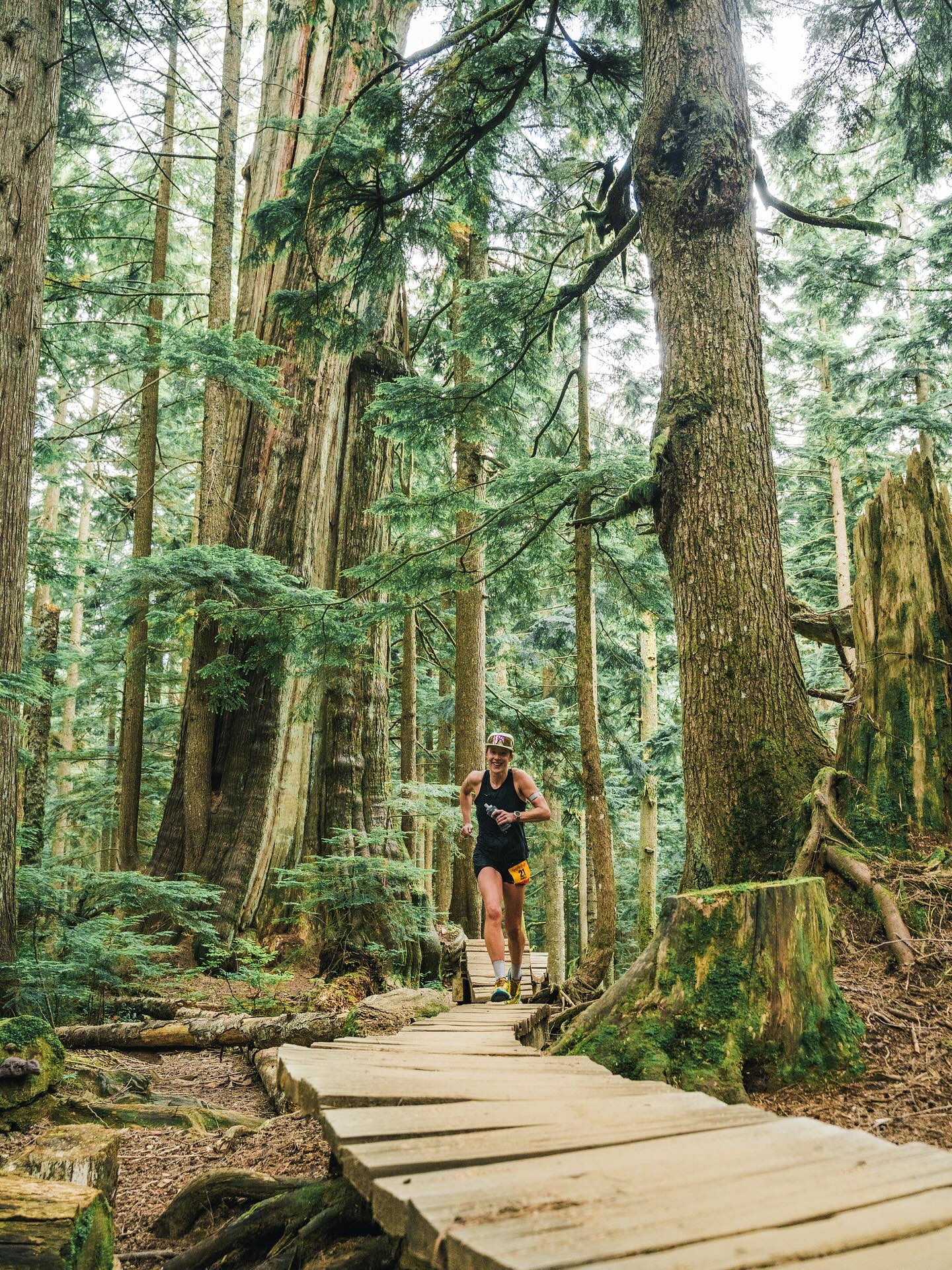 July, whatttt a jam packed treat 🥹🙌🏻✨
This month has sureeee flown by, but has been filled with many lovely things 😌 Two races, two podiums, many alpine adventures, excellent time spent with friends, family, floofs (datttt goat 🐐🥹✨), and some excellent noms between 🤤! Stoked to close out a solid month of training with my 4th time toeing the line @coastmtntrail Buckin’ Hell relay with my incredible friend and athlete @_jordanbrett_ , pulling off 🥉 mixed team this past weekend, followed by a flight to YYC for a short week jam packed with lotssss of alpine and mountains tops with great company 😌🙌🏻✨!! Only a few bails and 1 broken @leki.trailrunning pole..
This will be a month I won’t forget in my final builds towards @utmbmontblanc CCC in just 4 weeks and 1 day.. but who’s counting 🤪😅!!!! Next up, Europe!!!!
📸: #1 @tyholtanphoto
#surreal #mountainlife #happiness #summit #trailrunning #running #run