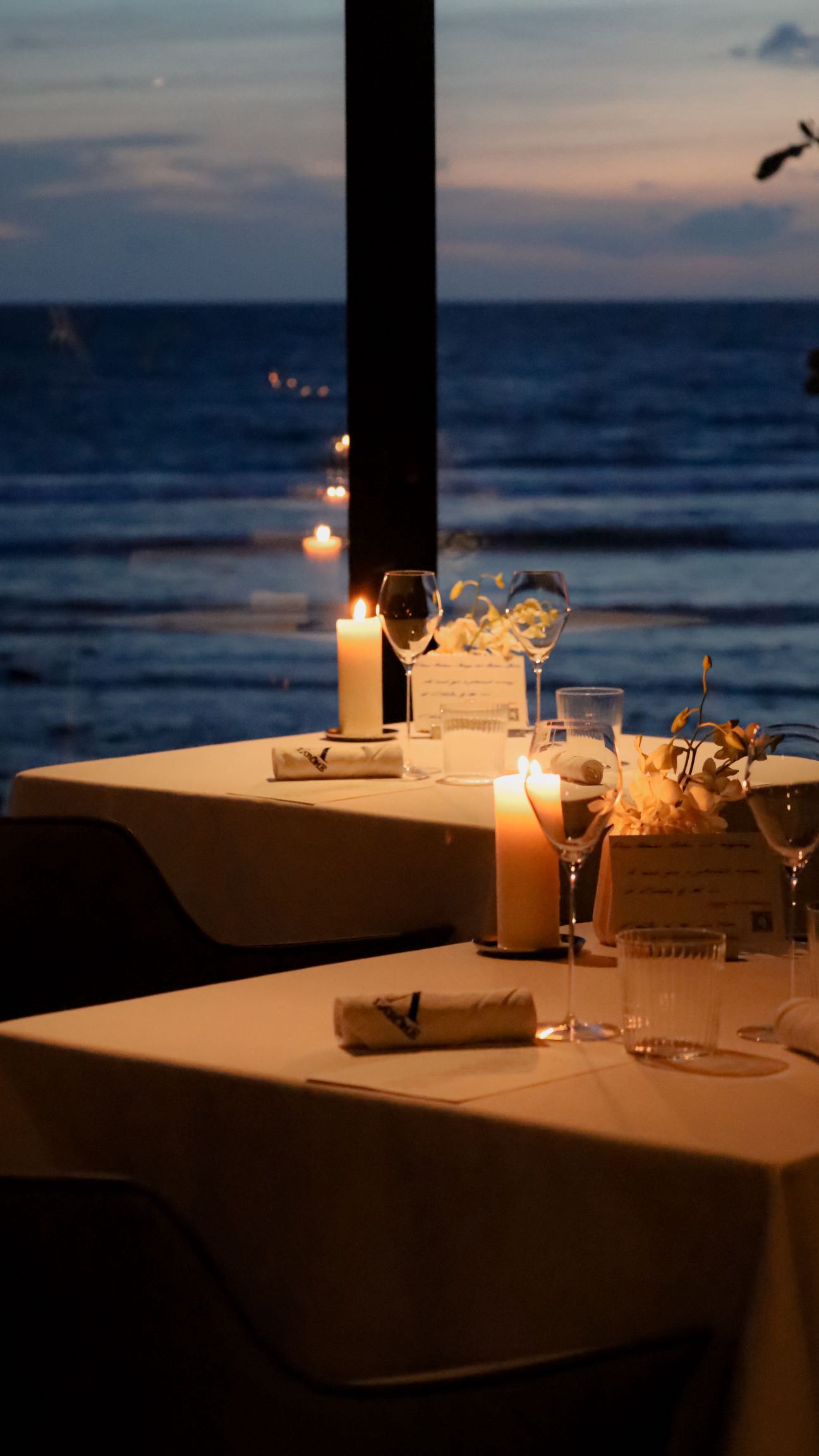 🗣 “Where are you?”
📍 L’Arome by the Sea
Perched above Kalim Bay, just minutes from Patong…
✨ Michelin dining. 🌊 Ocean breeze. Sunset views.
Now you know where to find us. 😉
#LaromeByTheSea #PhuketFineDining #MichelinGuideThailand #OceanViewDining #PhuketRestaurants #PhuketFoodies #GourmetEats #TravelForFood #PhuketEats #FoodieParadise