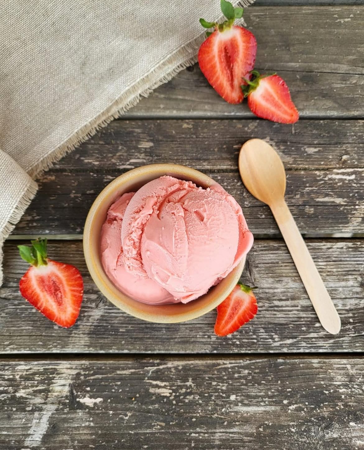Introducing our Exhibitors 🤍
@pamphilldairyicecream
This summer we are delighted to welcome Calum @pamphilldairyicecream with his locally made artisan dairy ice cream from the Allen Valley Dairy cows at Pamphill🍦
New flavours are always being added to their range, including New Forest Strawberry, Blueberries, as well as Cookies & Salted Caramel ~ many ingredients are locally sourced from small farms and organic growers, making this a really local and delicious small business 🍦🌿
Calum @pamphilldairyicecream will have his lovely ice cream bicycle in the courtyard at the Summer Brocante @moylescourt on 25th August 🌸
Come and shop with our fabulous small independent businesses, follow their accounts and meet them in person at the Brocante 🤍
Monday 25th August 🎪
10 - 4pm
Moyles Court School
Nr Ringwood
New Forest
Tickets are now on sale through our website - see link in bio above 🎟️ or buy them on the gate when you arrive
All tickets £7:50 | U14 free 🎟️