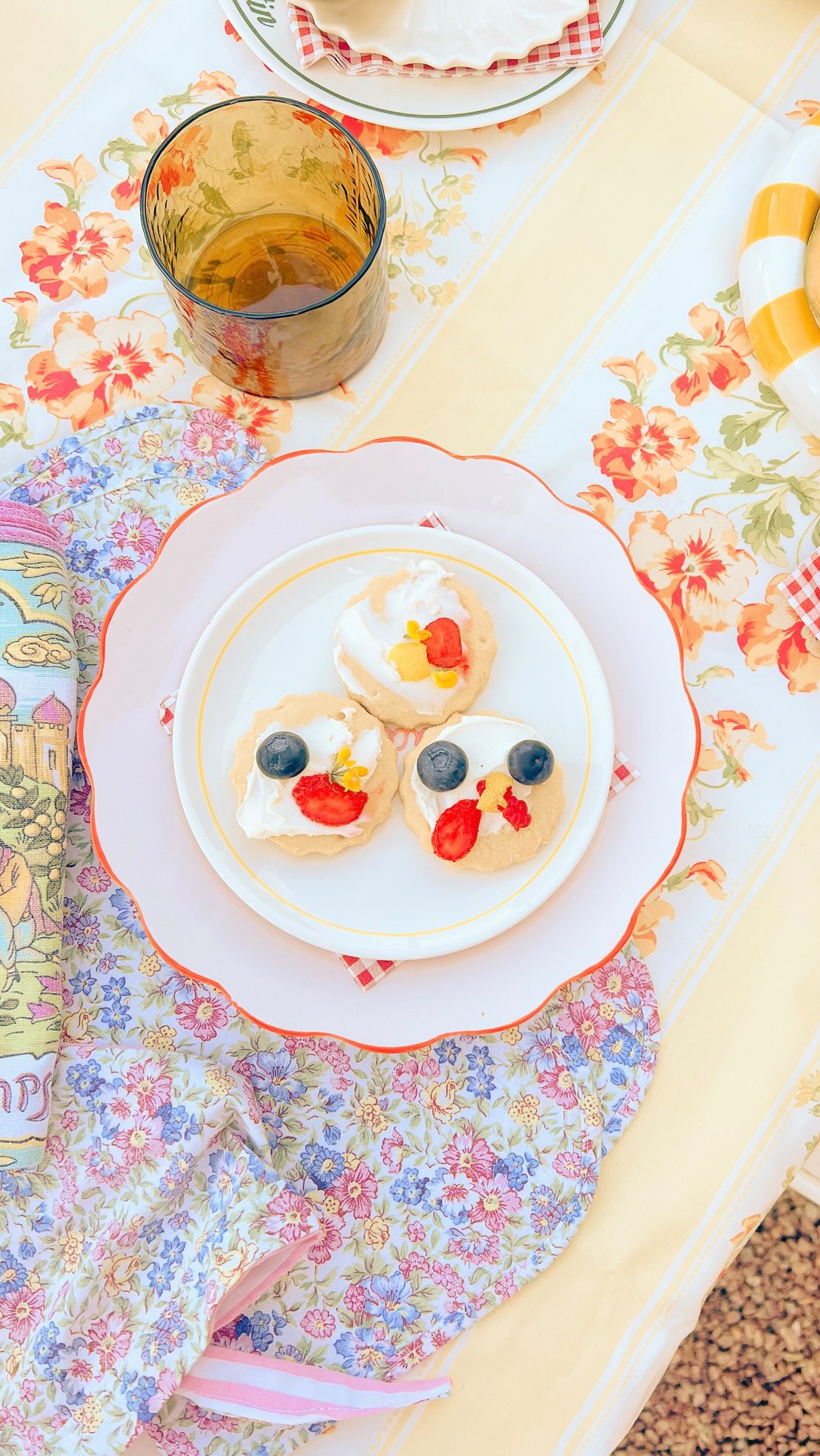 Les tissus du mois d’août sont DISPO sur Parureparis.FR 🥰
J’espère que cette sélection vous plaira ! Des bisous 💌 #tissusdesecondemain #upcycling #sacamain #smallbusiness