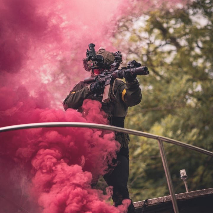 From stealth… to chaos.
📸 @dan_airsoft
Partners 🖤
•
BELT & KYDEX: @deadly_customs
Use code ‘femmefatale’ for 10% off 🥵
www.deadlycustoms.co.uk
•
#airsoft #airsofting #airsoftplayer #airsoftcommunity #airsoftuk #airsoft_community #airsoftmilsim #airsoftaddict #airsoftdaily #airsoftplayers #airsoftglobal #airsoftaction #ukairsoft #airsoftukcommunity #airsoftgirl #femmefataleairsoft