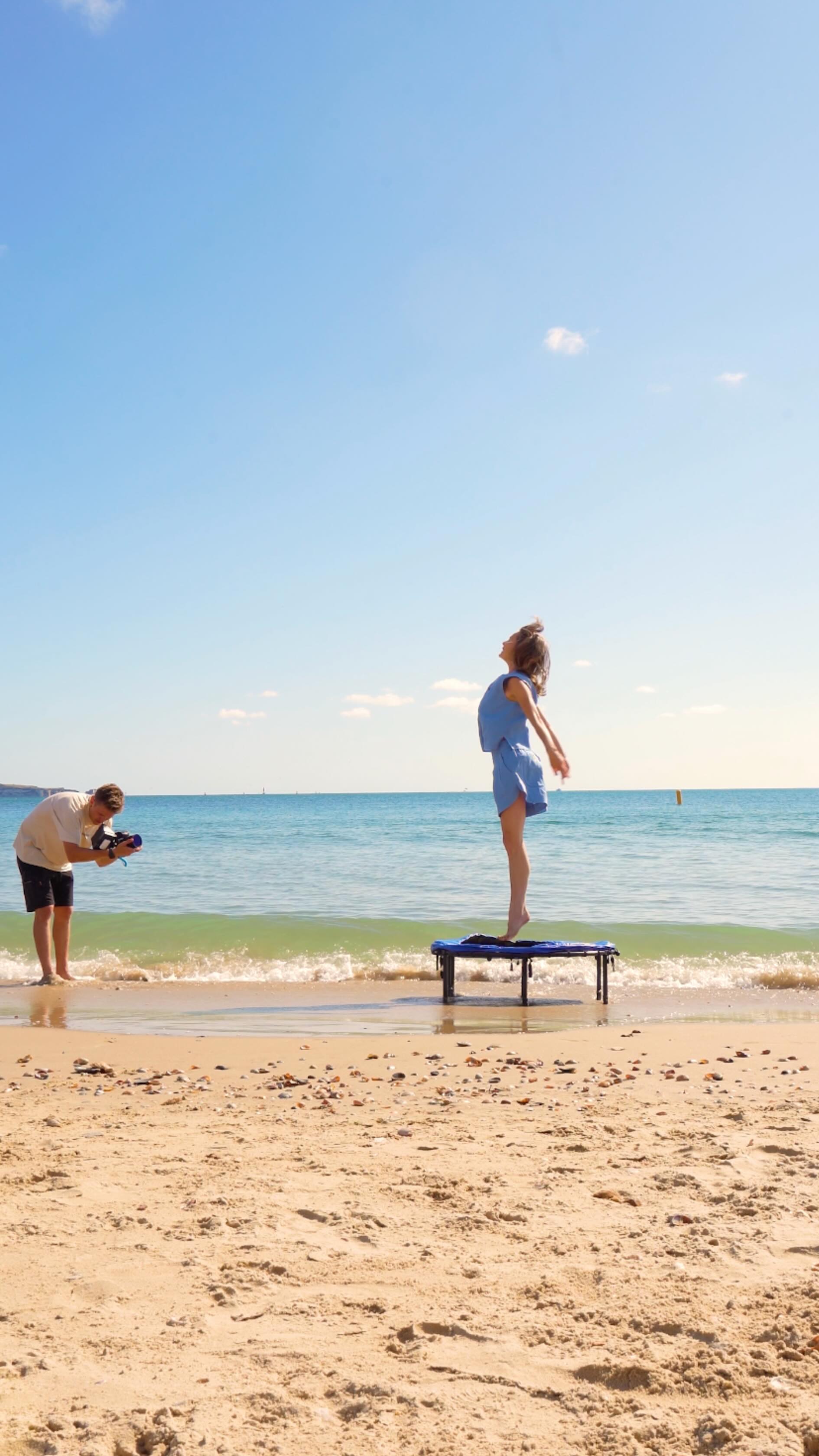 The jump? Almost elegant.
The BTS? Chaotic.
Creative direction & production by @the.lobsterclub
For: @sea.m_the_brand
Full vid being posted tomorrow!