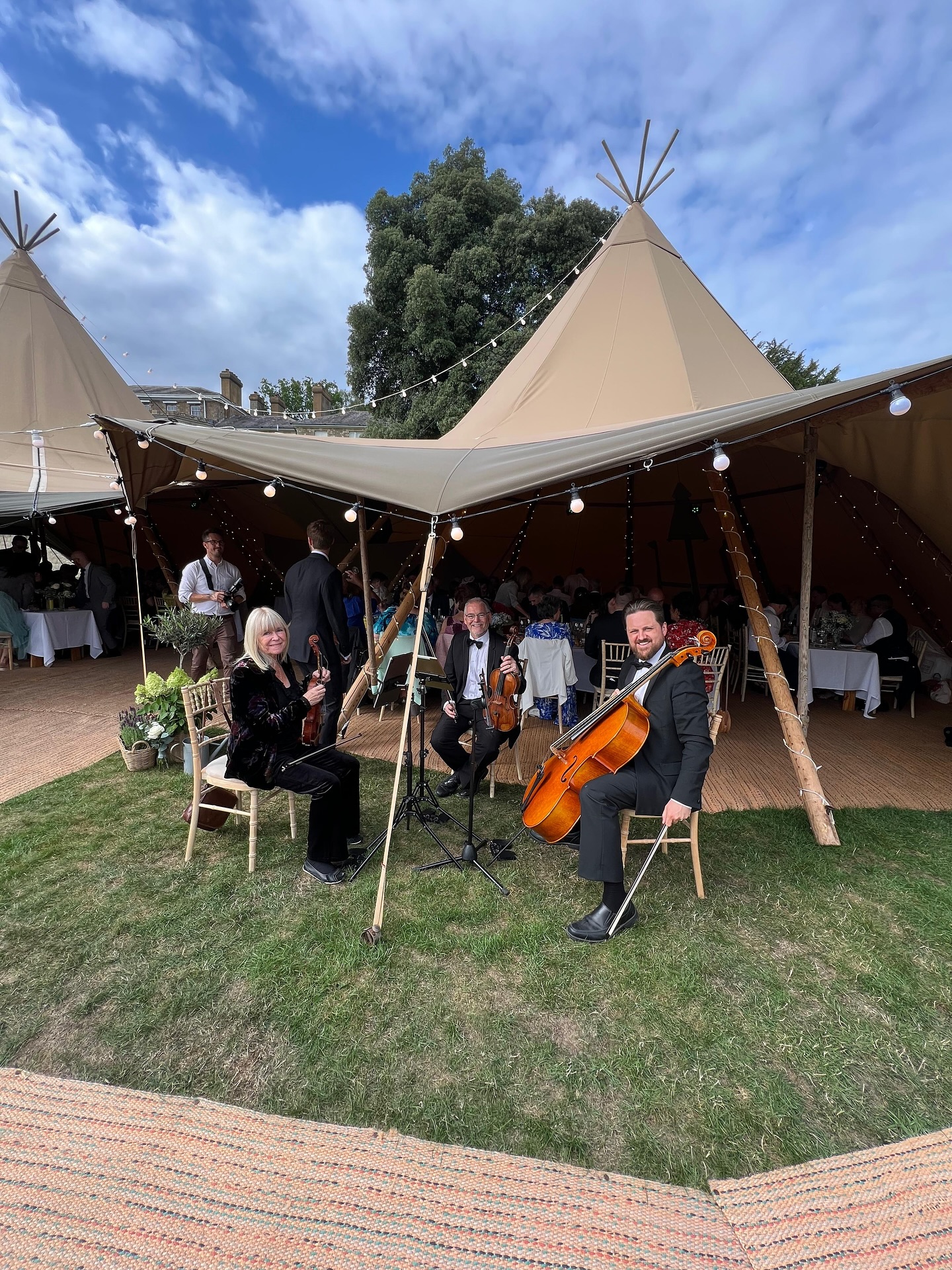 Thank you Josh for sharing this photo from your wedding yesterday at @riverhillhimalayangardens. A lovely afternoon! #weddingmusic #weddingstrings