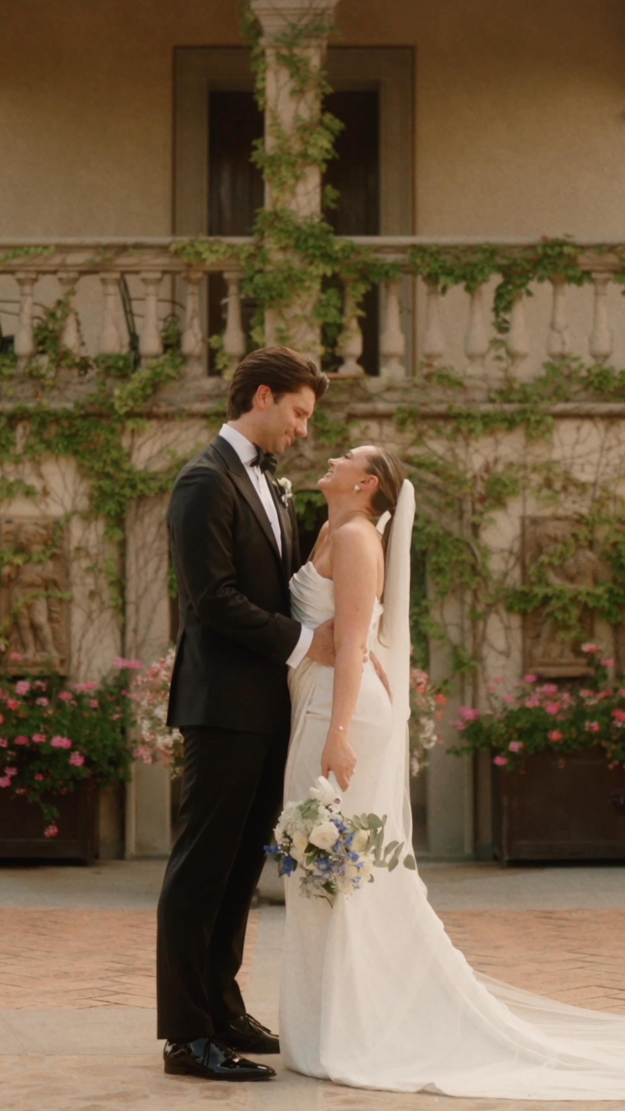 Katie & Cameron // 01.07.25 // Tuscany, Italy
Videographer: @pittstopfilmsweddings
Venue: @tenuta_corbinaia
Planner: @my_wonderfulevent @diana_izzo
Photographer: @maxturnerweddings
HMUA: @nelli_made
Dress: @halfpennylondon