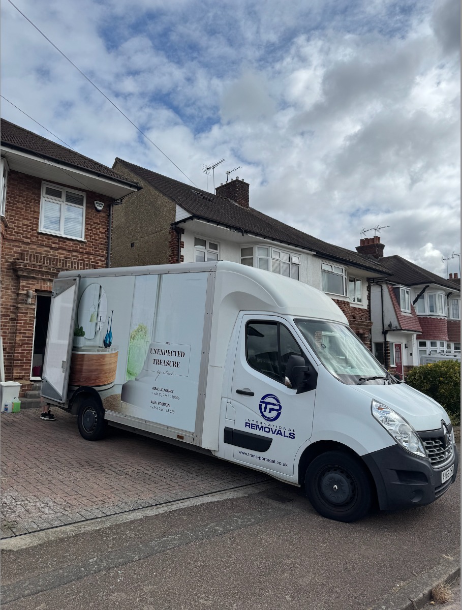 Another successful home move today in Potters Bar - Hertfordshire! ✅ 🇬🇧
Reach out to our team via phone or email with your specific requirements, and we'll be happy to assist!
🇬🇧 LONDON OFFICE
22-24 Homecroft Rd, London, N22 5EL, United Kingdom
0208 807 6677
🇵🇹 PORTUGAL OFFICE
Inter Luis
Estrada Nacional 10
Centro Empresario Sado Internacional
Armazem D21, 2910-835 Setúbal
00 351 265 708 240
info@tp-internationalremovals.co.uk
#relocationservices #movingcompany #shipwithus #movers #packingpros #transportation #movingday #shippingworldwide #relocationexperts #shipments #tpinternationalremovals #transportugal #shippingandhandling #movingtotheuk #packingandshipping #movingtoportugal #movewithus #easyshipping #movingsolutions #shippingmadeeasy #securepacking #movingtospain #storagesolutions #removalstoportugal #relocationready #movinghome #newoffice #fineart #vehicletransportation