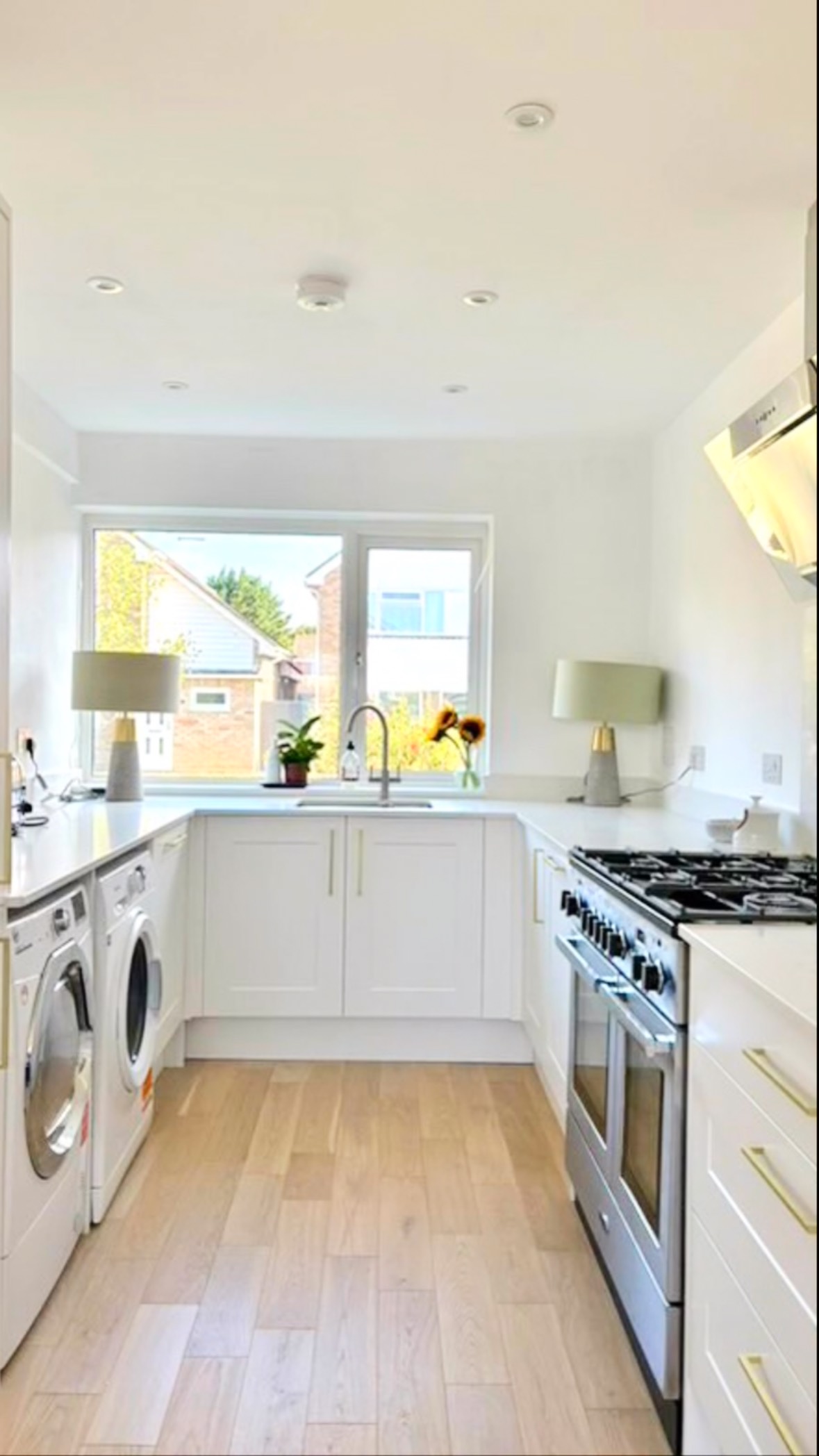 New Kitchen Reno unpack!!!
Don’t spend all that money on a beautiful new kitchen and chuck it all back in the cupboards!
DM me, and make sure it’s just as beautiful in the inside as it is on the outside!!
#thesecretorganiser
#organising
#organizing
#organiser#organizer
#decluttering
#southsea
#portsmouth
#southcoast
#zoning
#declutter
#organisering
#maximiseyourspace
#professionalorganiser
#professionalorganizer
#professionaldeclutterer
#mariekondo
#sortyourlifeout
#getorganised
#thehomeedit
#organisinggoals
#organisingtips
#homesddinspo
#containers
#supportlocal
#beforeandafter
#hampshire
#southcoast
#surrey
Like and follow ➡️ @the_secret_organiser for more before and afters 🖤