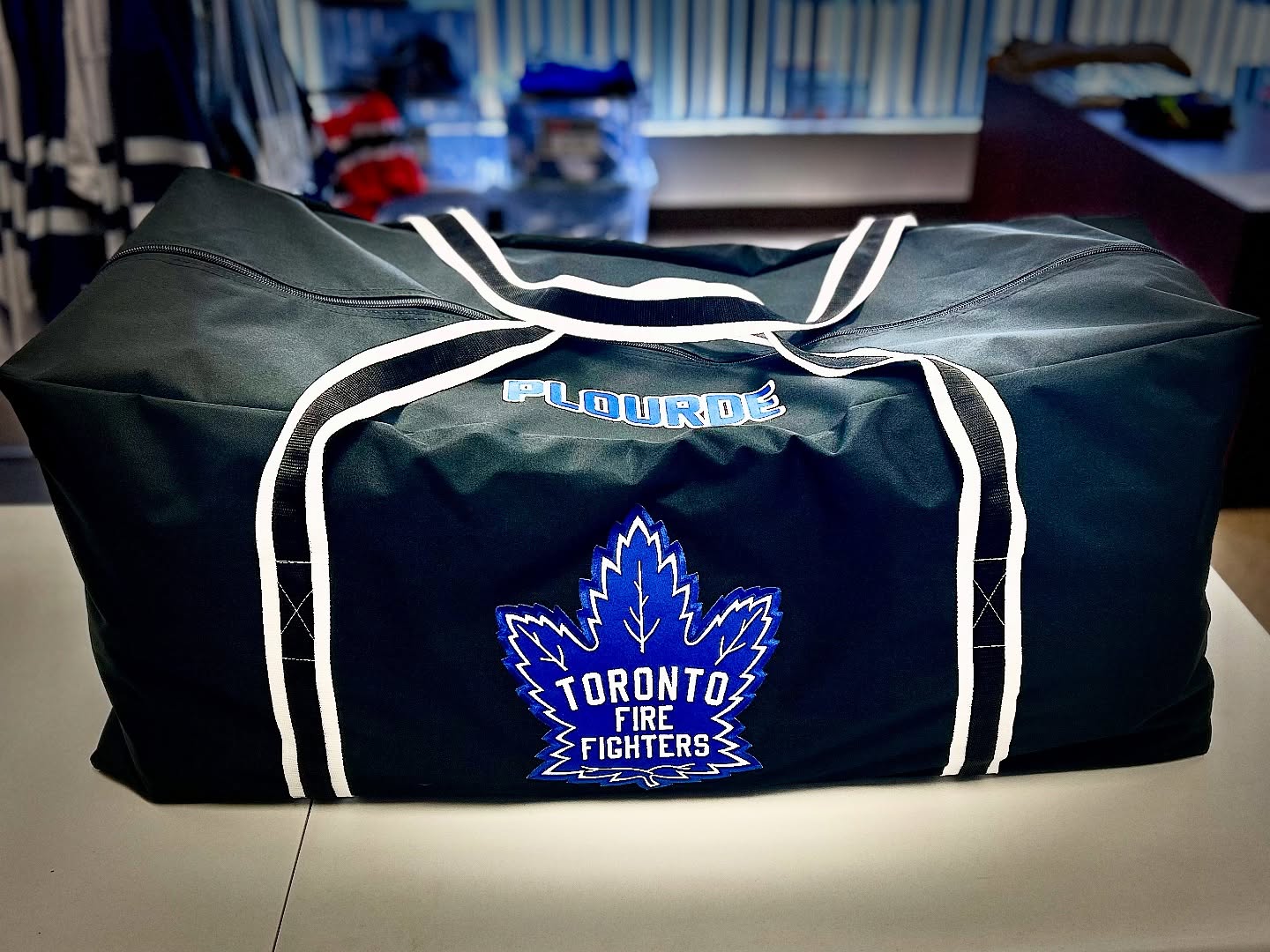 ๐ฅCustom gear bags made tough for Toronto Firefighters Hockey โ built to carry the weight of the game and the pride of the badge. ๐งฏ๐
โฃ
Rugged. Sharp. 100% custom.
๐ผ Ready to rep your squad? DM us to build your teamโs next custom set.
โฃ
#TorontoFire #CustomHockeyBags #FirefighterHockey #TeamGear #BuiltToCarry #LookGoodPlayGood #RYR #HockeyLife #CustomTeamGear #HockeySwag #FirstResponderHockey #FirefighterStrong #HockeyCulture #HockeyBagDrop #GearUp #TeamPride #CustomMade #PlayWithPride #BuiltForBattle #RepYourTeam #MadeForLegends