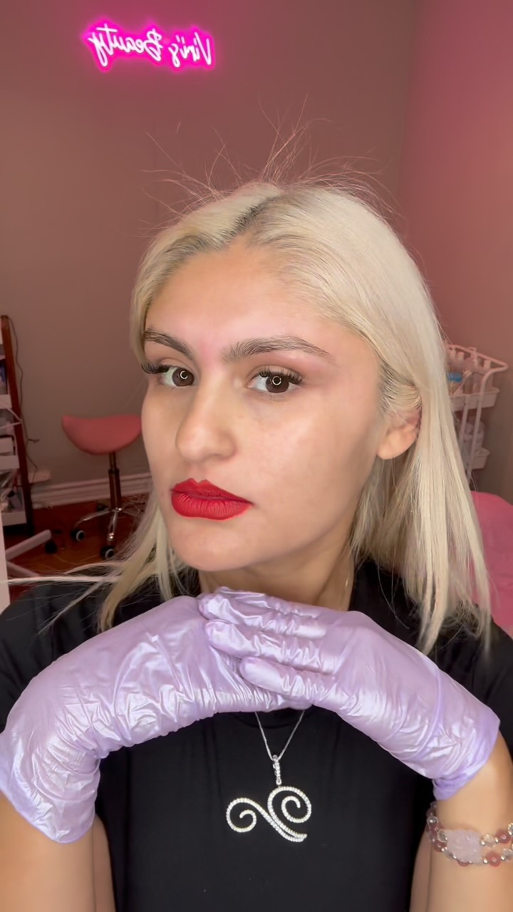 Cleaned up eyebrows check ☑️ book your appointments only $15 www.virisbeauty.com