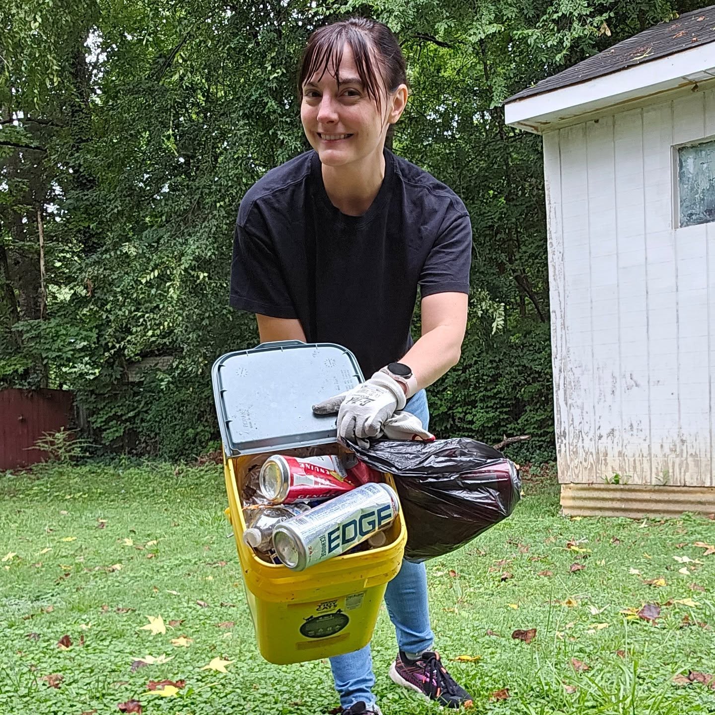 It's cool-ish outside!
Sure, it's drizzling and I look a little like a wet rat, but that's better than sweating. A little fall of rain can hardly hurt me. 🌧
8 pounds of trash from the neighborhood to kick off the weekend!
#TrashCleanup #NeighborhoodCleanup #NeighborhoodPride #LoveYourNeighborhood #ProtectBirds #ProtectOurWaterways #KeepNatureWild #wildkeeper #QueenCity