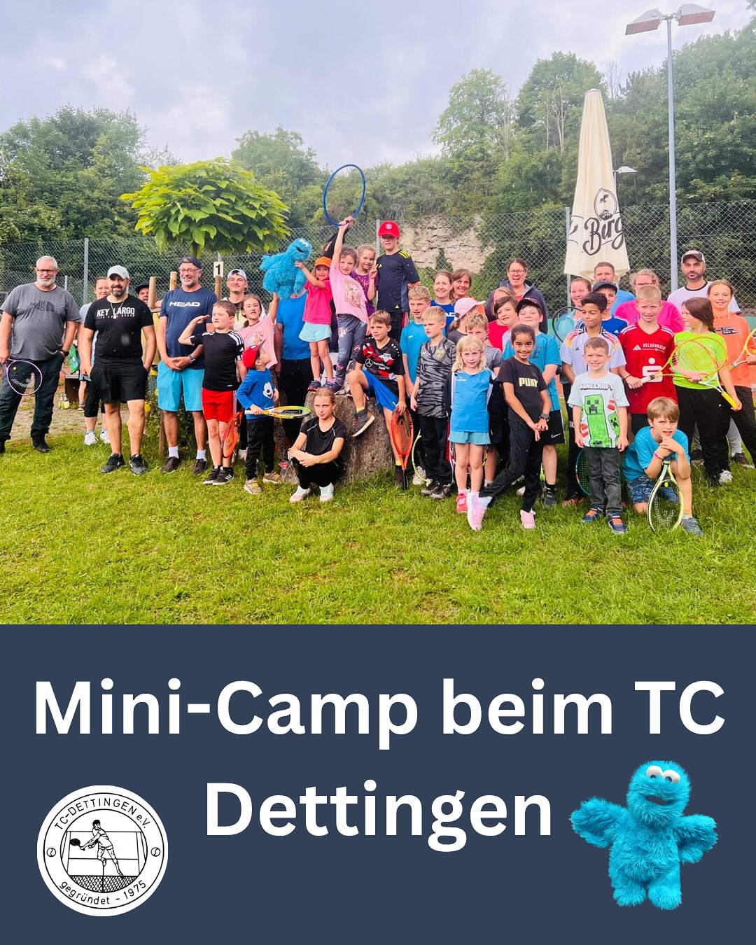 🎾 Mini-Camp beim TC Dettingen! 🎾
Diese Woche stand ganz im Zeichen unseres Tennis-Nachwuchses! Beim Mini-Camp für Kinder bis 10 Jahre hatten 21 kleine Tennisfans gemeinsam mit ihren Eltern jede Menge Spaß auf dem Platz! 🧒👧👟
Und es geht weiter:
Am Dienstag startet unser legendäres 24h-Camp für alle Kinder & Jugendlichen von 10 bis 18 Jahren – Action, Training, Teamgeist und ganz viel Tennis nonstop! 💪🌙🔥
📣 Wichtig:
Wer noch dabei sein möchte, kann sich bis Dienstag, 12 Uhr bei Steffi Hellstern oder Frercks Hartwig anmelden!
#tcdettingen #tenniscamp #minicamp #24hcamp #nachwuchsförderung #tenniskids #tennisjugend #tennisliebe #dettingen