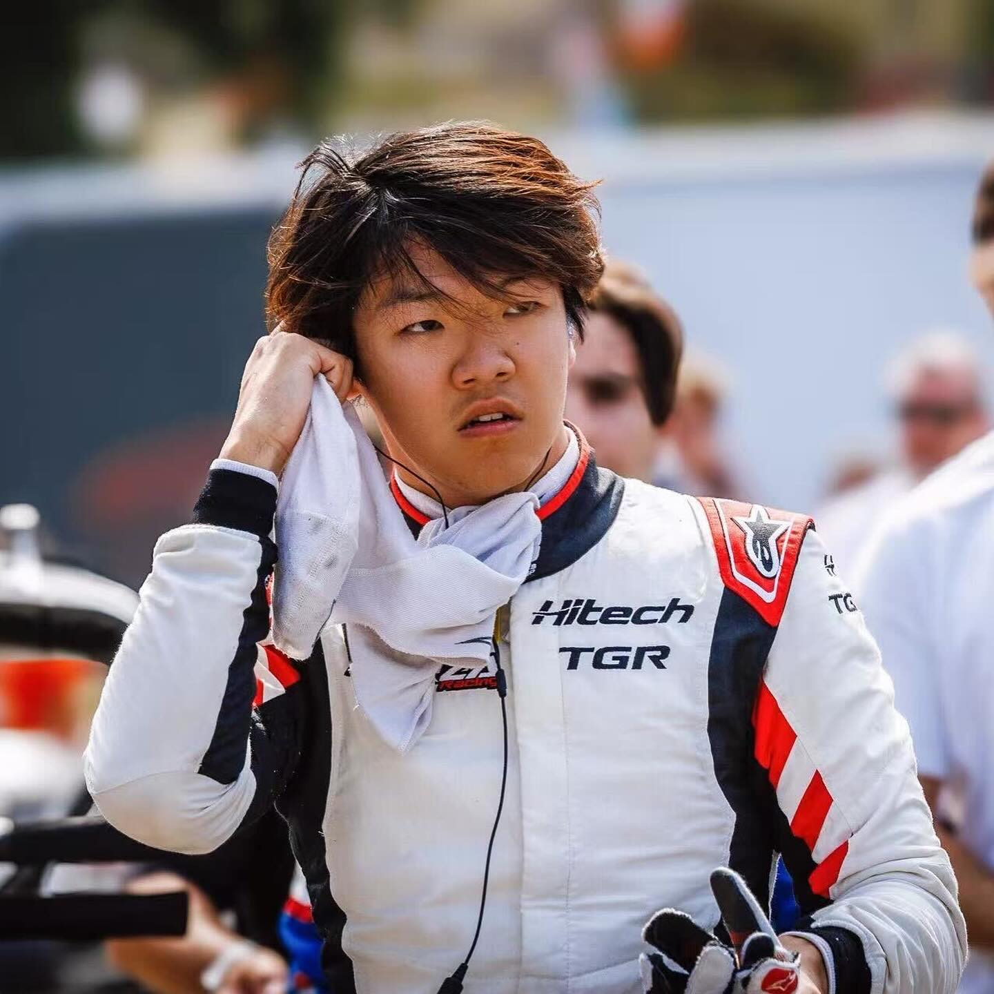 First point of the season secured 👊🏼 Positive results from Saturday morning Sprint Race.
There were some accidents but I just kept my head down throughout the race. Thankfully we were able to avoid staying out of trouble and finished in P10 - gaining our first point 🙌🏼
Really happy about the progress we’ve made so far. Thanks to @hitechgp for the hard work to achieve this
Full push for tomorrow’s feature race ✊🏼
@hungaroring_official @fiaf3 #formula3 #explore #fyp #f3 #fia #hungaroring #budapest #hungary #hitech #racing #motorsport #race #racer