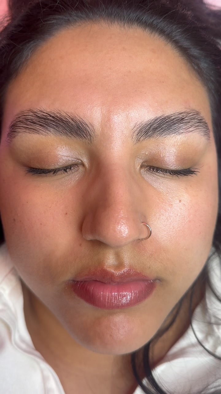 #Eyebrowlamination Before & After beautiful lamination results 😍 book your eyebrow lamination appointments www.virisbeauty.com