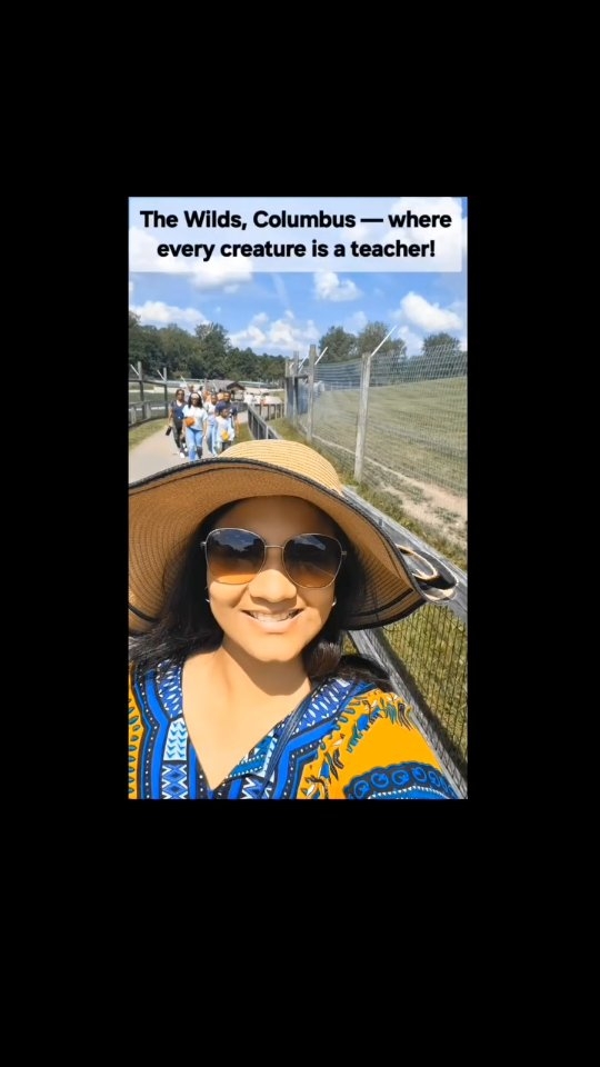 Animals, wide open spaces, and something unspoken —Watching them in their natural rhythm taught me presence, patience, and trust. A beautiful reminder that we're never separate from the wild within 🤗