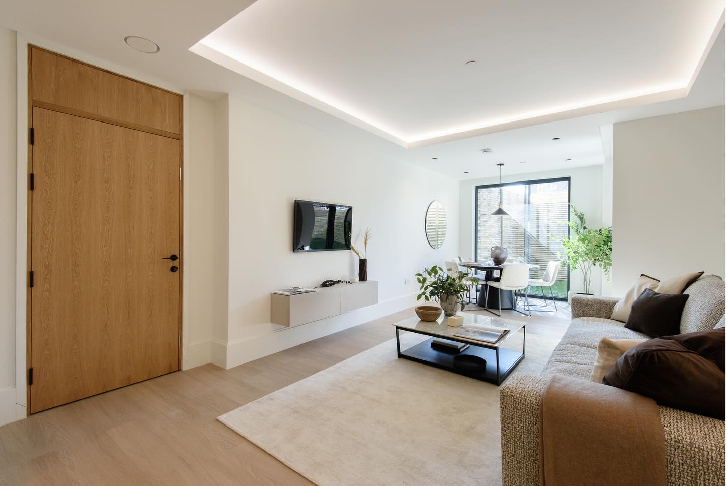 Momentum is building at ArtScene.
Phase 1 released units are now sold, with completion set for September 2025.
This is just the beginning. With more homes on the way, we’re proud to be working alongside @core.london and @jamielester