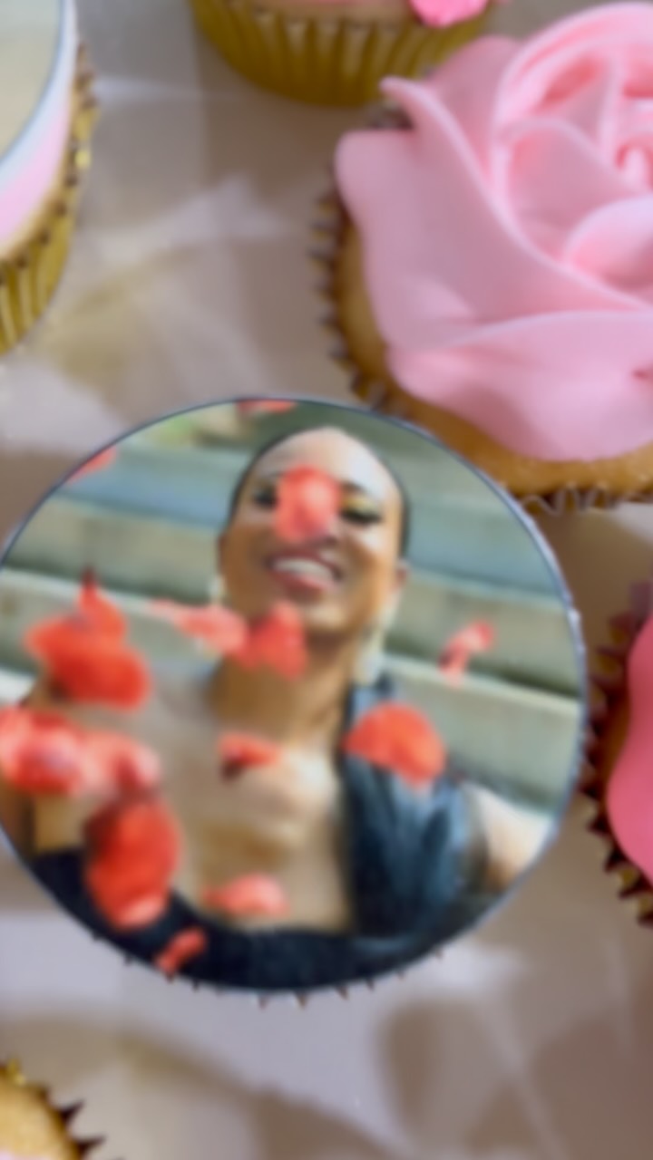 One of my favorite custom cupcake boards πβ€οΈ