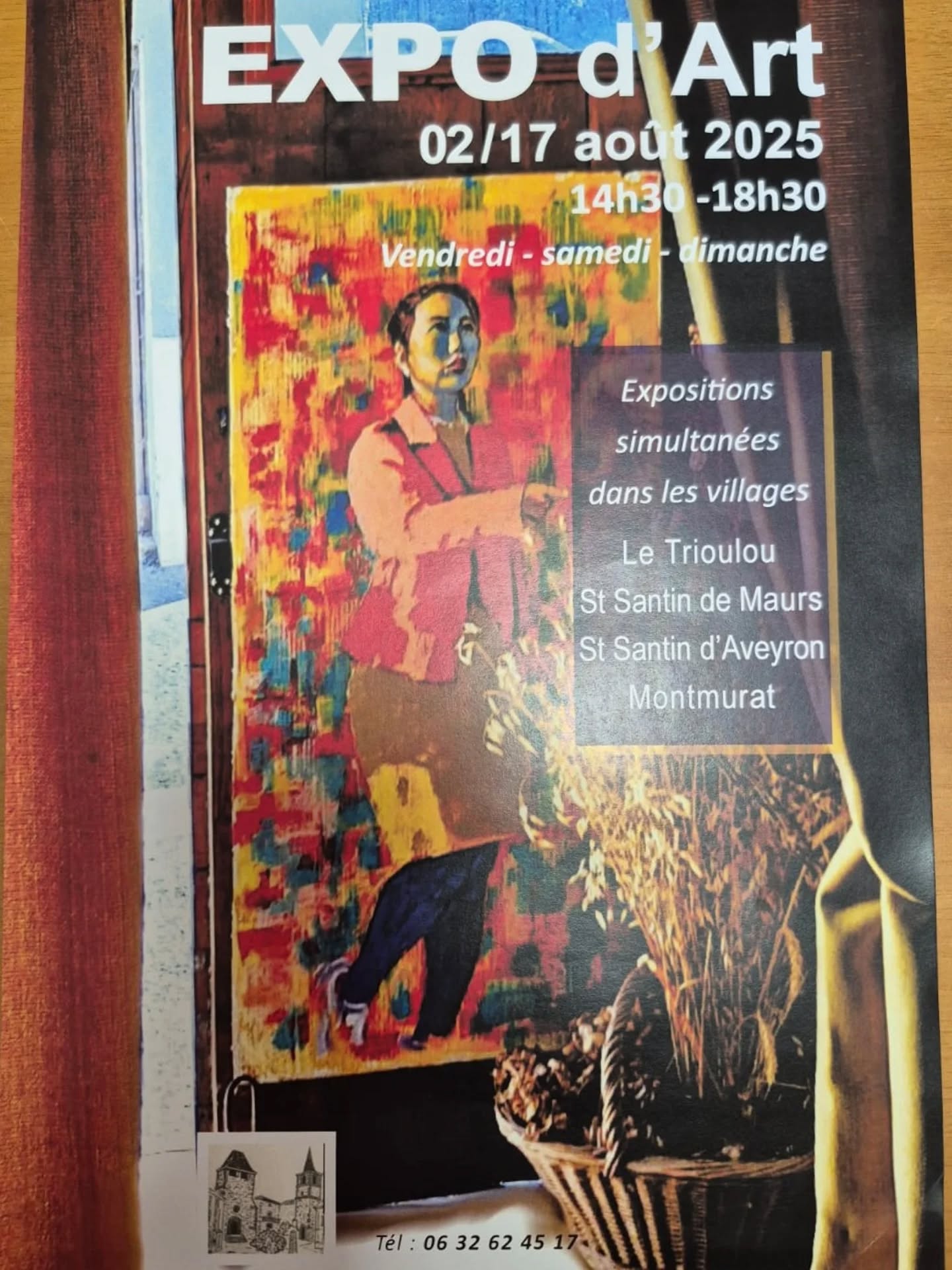 I was very happy to be invited to exhibit at Montmurat for the next 3 weekends, a simultaneous exhibition in 3 villages - Montmurat, St Santin and Le Trioulou.