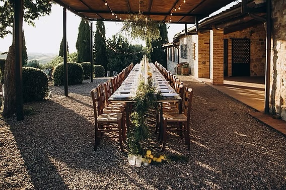 💍 Getting married in Tarn-et-Garonne next year?
What if your guests didn’t just attend your wedding… but fell in love with the region too? 💐✨
At Carte Blanche, we create bespoke guided tours for wedding weekends — so your friends and family experience the heart of southwest France.
🍷 Wine & château picnics
🏰 Hilltop bastides
🛶 Kayaking the Dordogne
🧀 Market tastings & more
We take care of all the logistics — you focus on love, laughter, and the magic of this place.
Perfect for brides, grooms, planners, and venues hosting weddings in France. 💌
📲 Read the blog post — link in bio
📧 carteblanchetours@gmail.com
📍 #TarnEtGaronne | #Occitanie | #FranceWedding
#DestinationWeddingFrance #FranceWeddingPlanner #WeddingWeekendIdeas #GetMarriedInFrance #OccitanieTourism #TarnEtGaronneWedding #CarteBlancheTours #FrenchCountrysideWedding #WeddingGuestExperience #BespokeToursFrance #FranceWeddingGuide #WeddingInFrance #TravelWithCarteBlanche #SouthwestFrance #slowtravelfrance