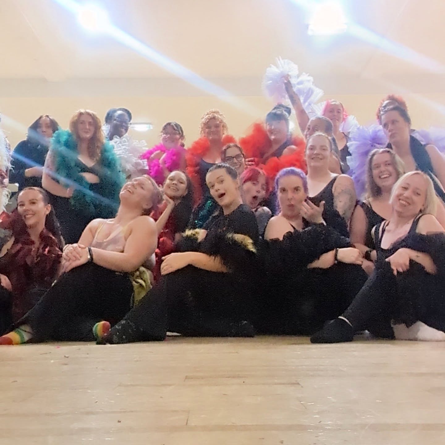 It was my birthday yesterday, and I felt so loved by everyone 🥰 After class @alexastar_rebel created pass the parcel, which got passed around to Dr Jones by Aqua, because I am a 92 baby after all 👯♀️
Thank you @babybel_burlesque @mzdianalavish @dawnvoz for some lovely gifts too 💕
I'm now going away for a couple days to look around castles and museums, because that's what I rock my socks off to 🏰