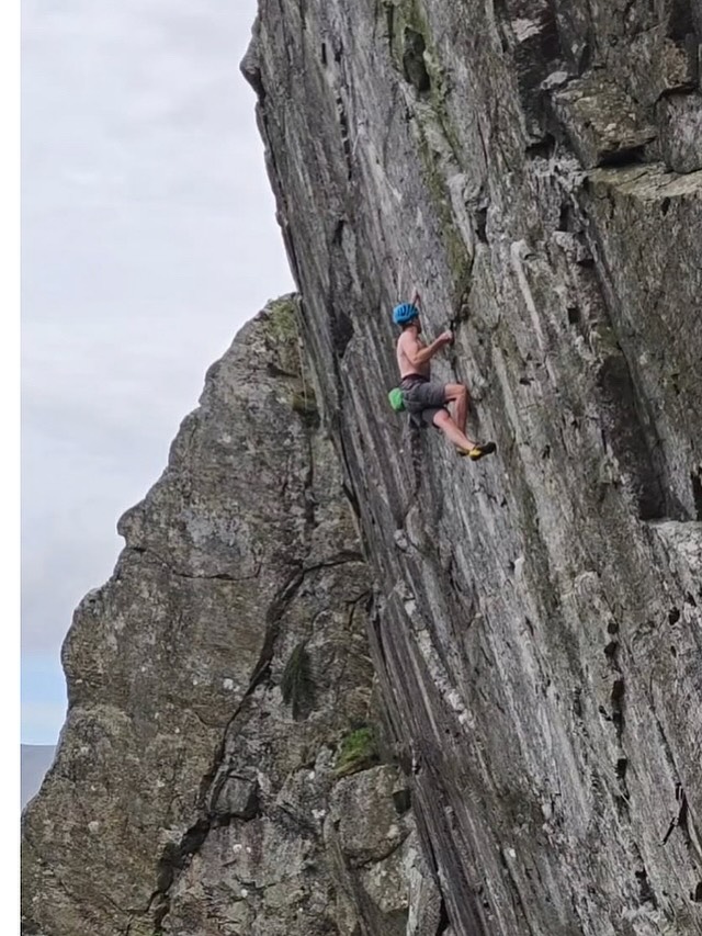 @dringo.daz successfully climbing Mission Impossible yesterday! Watching him on it this year it felt like it was just a matter of time and the crux hold staying dry!
Daz thought he was close last year but admitted that in reality he was quite a way off with the climbing up to there being too taxing!
When Daz approached me for a training plan over the Winter I was a little nervous. Although I have a degree in sports science and I knew the route he was also a mate. The doubts for me were what if it didn’t work? What if can always be a confidence killer.
We had a session together highlighting Darren’s weaknesses (some of which I already knew) and went from there. The first cycle of training was more generalised building up a good base of strength and fitness, the second cycle was more tailored to MI.
Darren was a fantastic client to have, responsive, asking questions where needed and understanding. He trained hard and reaped the rewards! I also learnt some valuable lessons a long the way, progression in your work is always a learning curve and in every facet I’m still learning!
Congrats once again Daz - from 8a sport and E7 on trad to 8b and E9! It’s been one hell of a journey 🤙
I’m aiming to take on a few people over the winter for training plans. Message me if you’re interested!