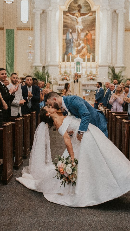 ✨ That "we did it" celebration! It may not seem like an important moment, but it is! Emotions can hit, celebration can commence, and joy is overflowing.
We love collaboration with church representatives and will always make sure the ceremony runs smoothly!
@bradnguyenphoto
@sleepingbeedesigns
@blossomandbasketboutique
@thedapperdjs
@mcclintockdistilling
St. John the Evangelist Roman Catholic Church
@glambridalbeauty
@sagecakery
@onthetownlimos
@gateway_liquors
@lissabeeboutique
@francescasbridal
@annebarge
Cookie Tin Tailors
@birdygrey
@menswearhouse
@em_edwards33
#wedding #weddingcoordinator #Frederick #frederickmd #frederickwedding #womanowned #hivetribe #marylandweddings #engaged #weddingplanner #mdwedding