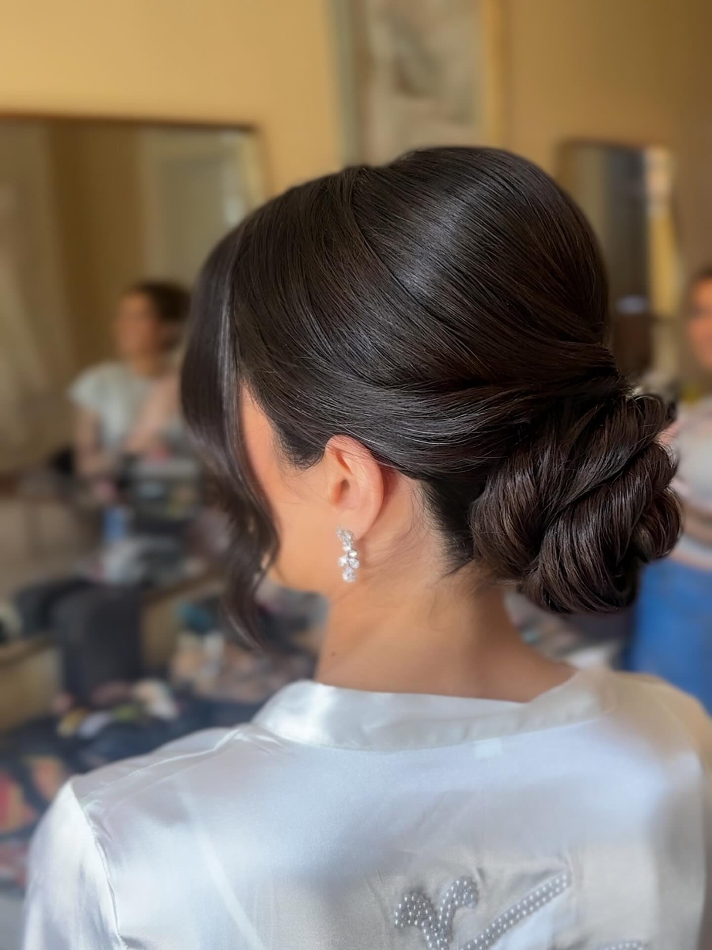 Happy wedding day Ruba!
Hair by me for @brushedbeautyllc_
MUA @nicolezais_mua