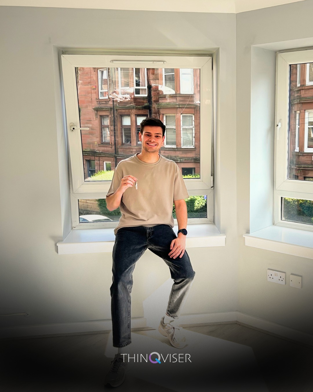 A big congratulations to Matthew on getting onto the property ladder ASAP 👏
Sunny enjoyed working with Matthew from his initial enquiry to picking up the keys to his flat.
#financialplanning #finance #financialadvice #housebuying #mortgages #dentists #firsthome #scottishdentistry #scottishdentist