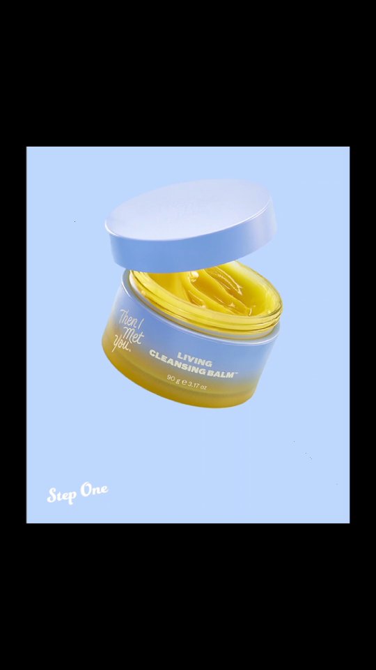 ✨Then I Met You — your path to glass skin starts here!
Inspired by the Korean skincare philosophy of 'jeong', this award-winning brand, founded by Soko Glam's Charlotte Cho, focuses on a luxurious and effective routine. 💫
K-beauty isn't just about products, it's a ritual of self-care. Then I Met You's line is perfectly crafted for the ultimate "glass skin" routine, starting with the iconic double cleanse. 🧖♀️
Cleanse, tone, and treat your way to a radiant complexion with this curated collection:
💖 Living Cleansing Balm — the cult-favorite, award-winning oil-based cleanser
💙 Soothing Tea Cleansing Gel — a gentle, water-based cleanser for a fresh finish
💧 The Giving Essence — for a burst of hydration and skin prep
✨ Birch Milk Refining Toner — exfoliates and refines for a smoother texture
🌿 Calming Tide Gel Cream — a lightweight, soothing moisturizer
🤍 Renewing Rich Beauty Cream — for intense nourishment and a radiant glow
🌐 Already a fan of Then I Met You? What's your holy grail product from the line?
New to the brand? The Living Cleansing Balm is a must-have for a transformative cleansing experience! 🛁
💬 We're thinking of bringing Then I Met You to our shop!
Tell us in the comments or DM us if you'd love to see it at skincareboxbeaute.com 💌
#thenimetyou #kbeauty #koreanskincare #skincareboxbeaute #glassskin #charlottecho #sokoglam #cleansingbalm #doublecleanse #skincareroutine