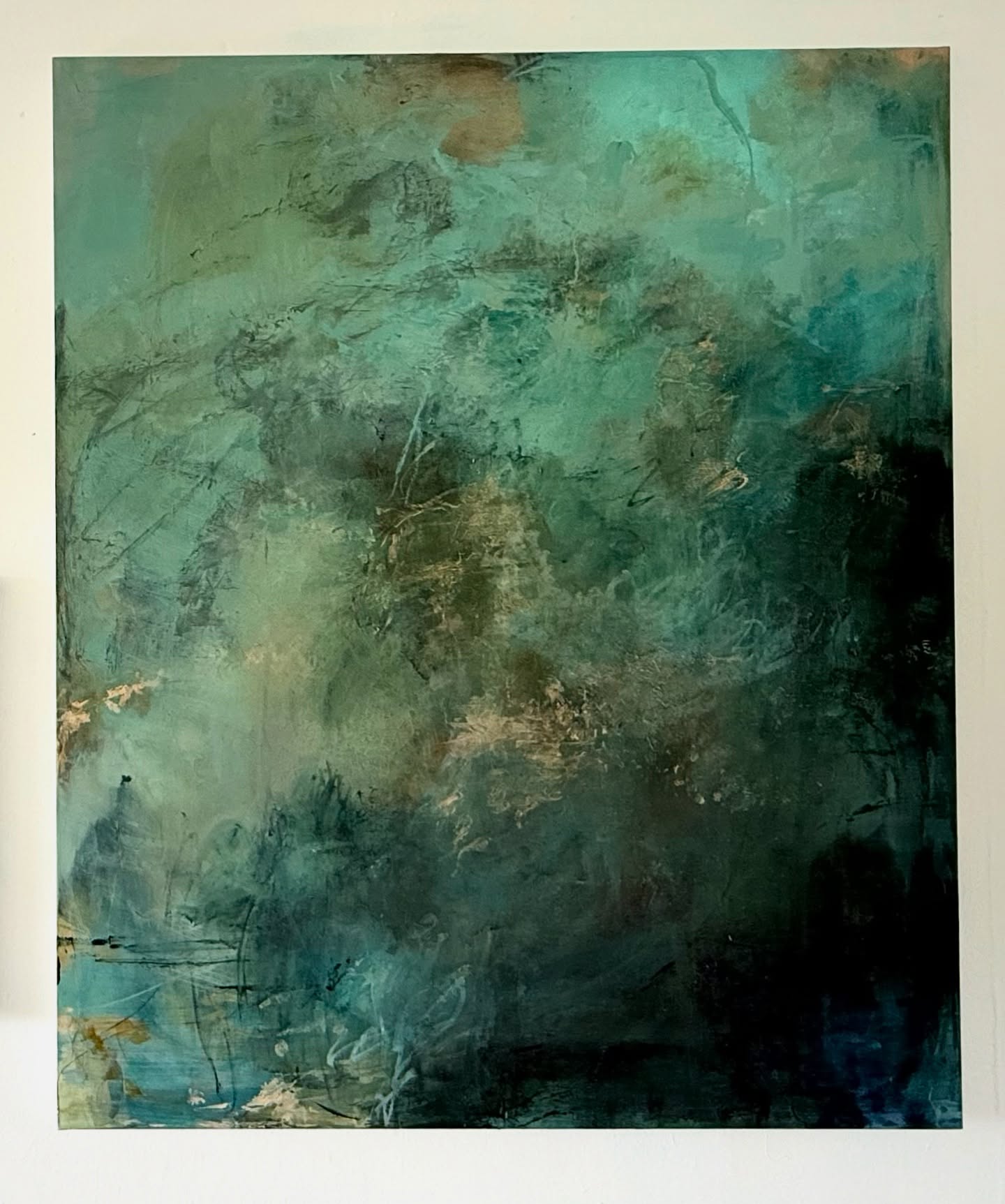 Might have to keep this one
100x120cms chunky canvas with dark green sides
A bit of me when I put down the pink
#deepgreens
#painting
#artwatchers
#artblog
#artofvisuals
#artoftheday