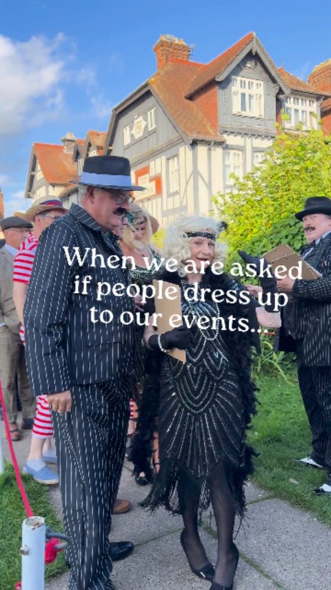 We have SO much content from our incredible weekend on board the @mississippihorning Riverboat - but we're hanging on to it for now because we don't any spoilers for the folk still to attend.
However - enjoy these amazing outfits from these amazing people. You guys all rock 🤩🥻🕵♂️
#immersiveexperience
#murdermysterynorfolk
#deathonthebroads
#dressingup