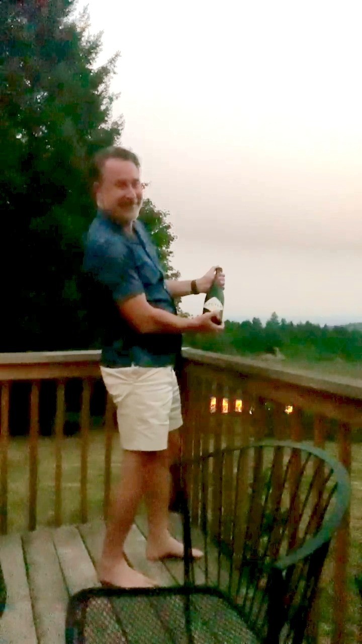 Carryon your champagne and wine at select airports!