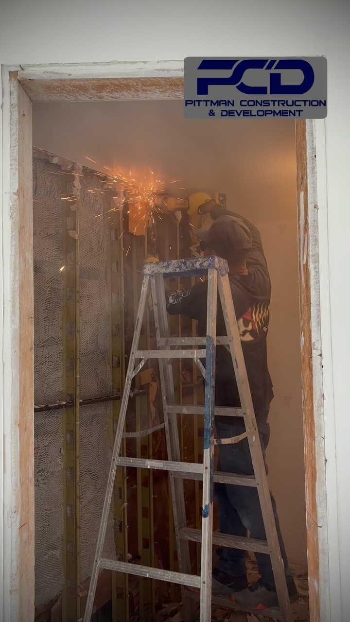 Demo day at the condo!
•
The beginning of something new always starts with a little destruction🔨🚧
•
•
•
#construction #explore #demolition #remodel