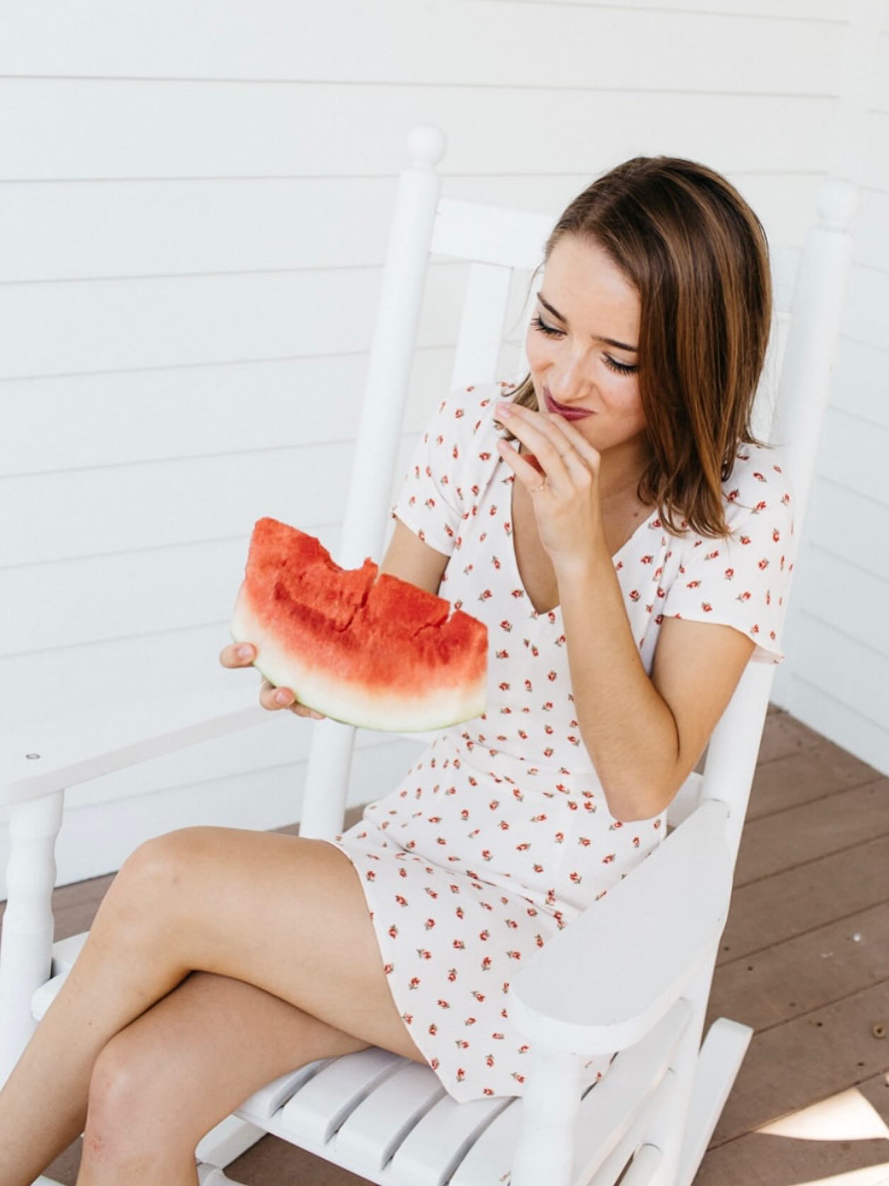 Happy National Watermelon Day! 🍉
There’s nothing quite like a juicy slice of watermelon on a hot summer day—but this fruit is more than just refreshing. With over 90% water content, it’s a delicious way to stay hydrated, especially in the summer heat. It’s also rich in vitamin C and A, which support immune function and skin health, and packed with antioxidants like lycopene that promote heart health and help reduce inflammation. Whether you’re blending it into smoothies, tossing it in a salad, or enjoying it fresh off the rind, watermelon is a sweet treat your body will thank you for! 💧❤️ #NationalWatermelonDay #EatWellLiveWell #WatermelonBenefits #SummerNutrition #HydrationGoals #MyHealthfulLife
📸 by @melindaortley