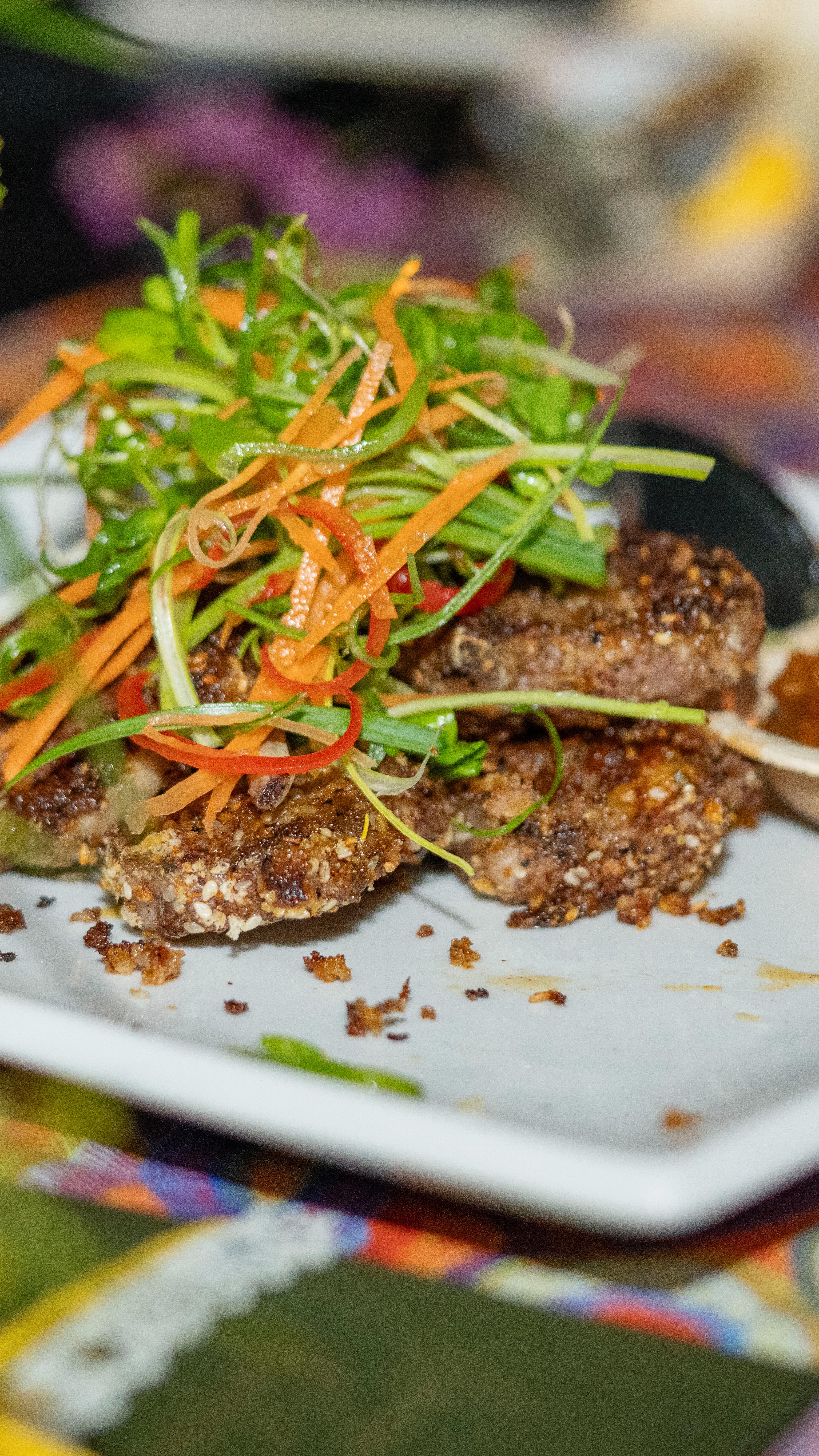 ICYMI: Around the Fire Pit was a Night to Remember!
If you missed Saturday’s event at Gwoonwardu Mia, you missed a magical evening of blazing fires, cultural storytelling, and bold bush flavours.
Guests were welcomed with a Coral Bay crab amuse bouche, enjoyed freshly shucked oysters and sizzling Shark Bay prawns, and finished the night with unforgettable bush-inspired desserts — all under the stars in the heart of Carnarvon.
Big thanks to our event sponsors Tourism WA, Gascoyne Development Commission, Shire of Carnarvon, Gascoyne Food Council, and Lotterywest, and to our amazing partners Real Futures, Sea Harvest, Carnarvon Community College, Central Regional TAFE, and Gwoonwardu Mia for hosting this incredible evening.
Only 4 weeks to go for the 2025 Gascoyne Food Festival and events are selling fast!
Check out the full program and grab your tickets now at gascoynefoodfestival.com.au
📷 @gascoynemedia @scottplume @jydeeleo
#GascoyneFoodFestival #AroundTheFirePit #FoodieFOMO #CarnarvonEvents #TasteTheGascoyne #SupportLocalWA