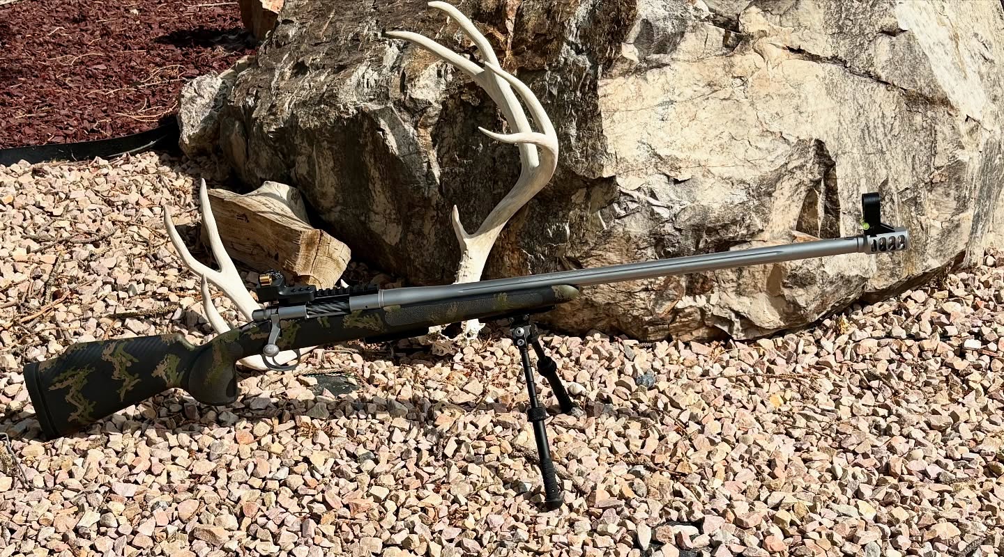 This time of the yr I get a lot of rifles in for the upcoming hunting seasons.
This Remington UML came in for a Carbon stock which we bedded and installed @salmonriversolutions arca and pic rail, @trigger.tech special trigger, @lrcustoms78 sight system, @arrowheadrifles ignition system. Next up load development and it will be ready for some elk action.