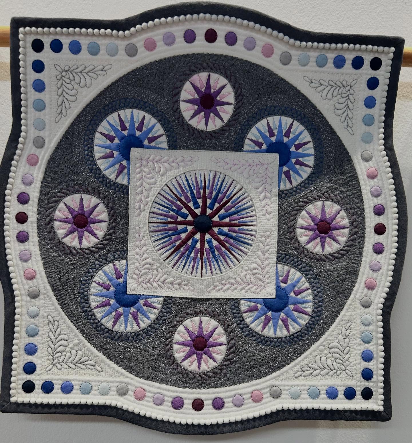 This quilt stopped me in my tracks! It’s a mini quilt and how it didn’t place is beyond me because it is amazing.
I haven’t got a clue how one would even go about sewing something so teeny weeny - the pieces are smaller than a “normal” seam allowance!
#miniquilt #miniquilts #sewtiny #marinerscompassquilt #marinerscompass #quilt #quiltlove #quilted #festivalofquilts #quiltshow #quiltexhibition #sewinspired #sewinspiring #sewcreative #greatbritishquilter #machinepieced #machinepiecing #traditionalquilt #quiltersgonnaquilt #quiltdesign #igquiltfest #starquilt #quiltsofinstagram #stitch #sewing #thread #artquilt #threadmatters #miniquiltsofinstagram #quiltsinthewild