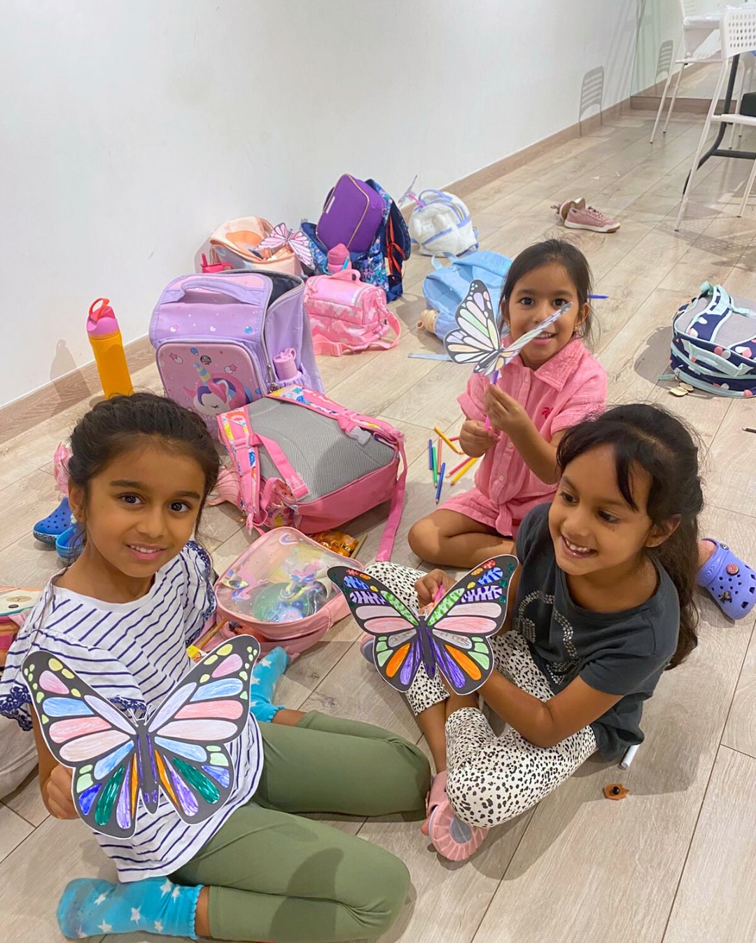 🌺 Day 3 of Week 2 – Finding Our Way, Moana Style!
🌊 Midweek at Summer Dance Camp was full of momentum as our young dancers continued their Moana-inspired journey. With every warm-up, combo and craft, they showed more confidence, creativity and connection, truly embracing the spirit of the sea.
✨ From powerful musical theatre pieces to expressive ballet and bold acro sequences, day 3 brought strong movement and storytelling to life. The studio was buzzing with purpose and play.
✨ Each camp day included:
⭐ Ballet, hip hop, acrodance & musical theatre dance
⭐ Strength & flexibility training
⭐ Creative arts & crafts
⭐ Dance education
🌟 All leading up to the big Friday performance!
💚 The heart of Te Fiti wasn’t the only thing glowing; so were our dancers.
ℹ️ For more detailed information about our classes, simply click the link in bio.
📱 To book your trial class, WhatsApp our Student Support at +971 58 850 3743.
#dubaidance #dubaidancers #balletclassdubai #balletdubai #dancedubai #kidsdanceclass #kidsdancedubai #kidsballetdubai #dubaidanceacademy #ballet #britishdanceacademy #danceschooldubai #danceacademydubai #adultdancedubai #dubaidanceschool #dubaidancecommunity #danceindubai #balletindubai #dubaikids #dubaikidsactivties #dubaistudiohire #dubaibirthdayparties #dubaibirthday #dancecampdubai #dubaicamp #dubaichildren #dubaieducation #dubaischools #danceshopdubai #danceexamsdubai