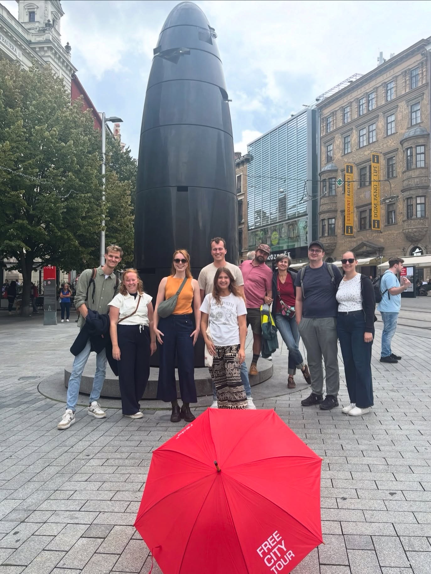 Today’s Free Walking Tour with Anastasia was under our new red umbrella.
From now on, the red umbrella is our signature at every meeting point. Spot the red 🔴, and you’ve found us!
#freewalkingtour #brno #czechia #citytour #history #stories #food #architecture #traveling