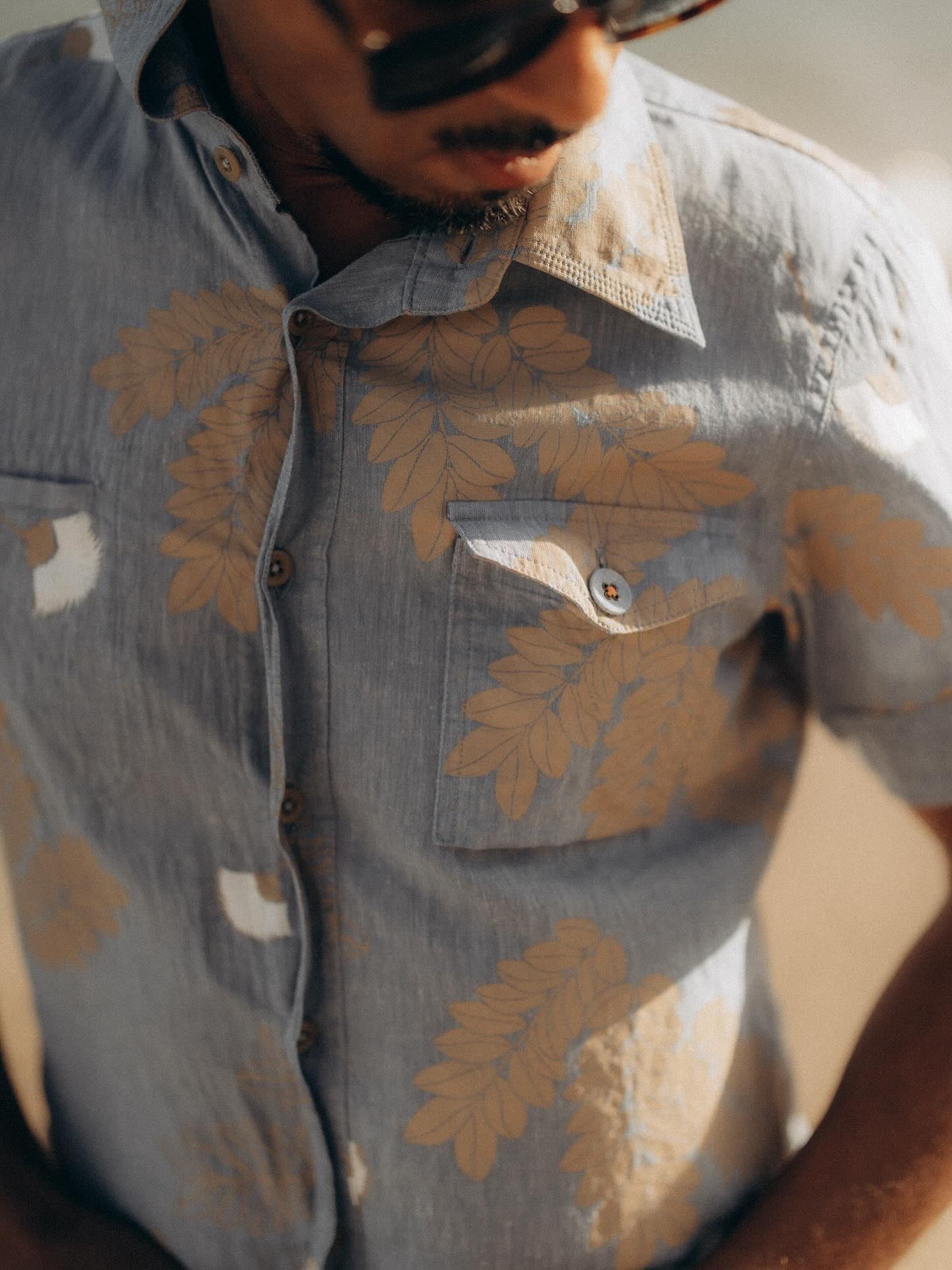 Work Detail Shirt/Monkeypod Print
A popular item from plus aloha!!!!
Now on sale at
MORI by Art+Flea
@mori_hawaii
plus aloha online store
@plusaloha_hawaii
www.plusaloha.com
Don't miss it!!!
#plusaloha #alohashirt #hawaiianshirt