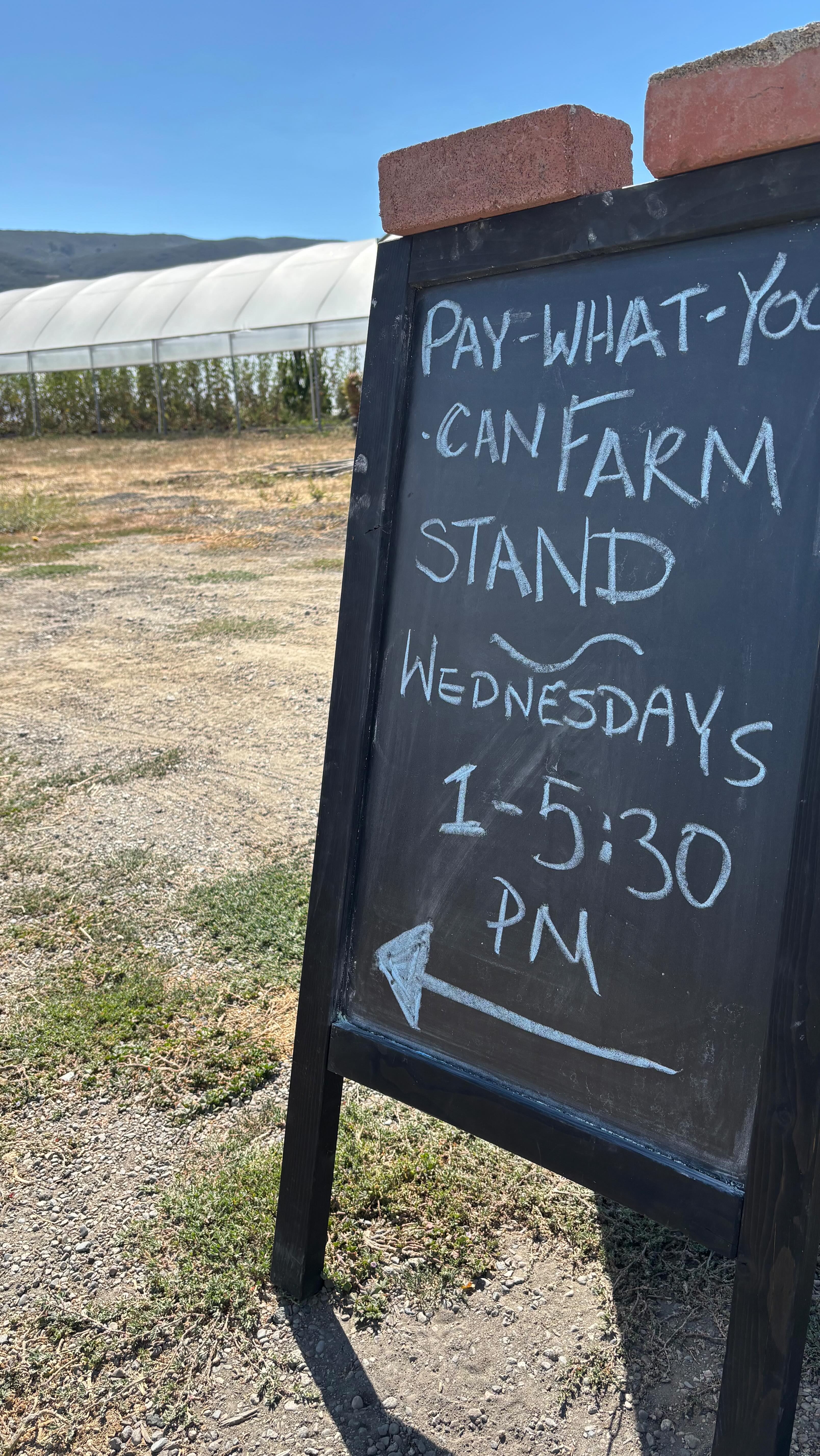 ๐ฃ Our Pay-What-You-Can Farm Stand is launching next week, Wednesday, August 13!
Huge shout out to our partners at @harvestlymarket for sponsoring this project.
More info at cityfarmslo.org/farmstand