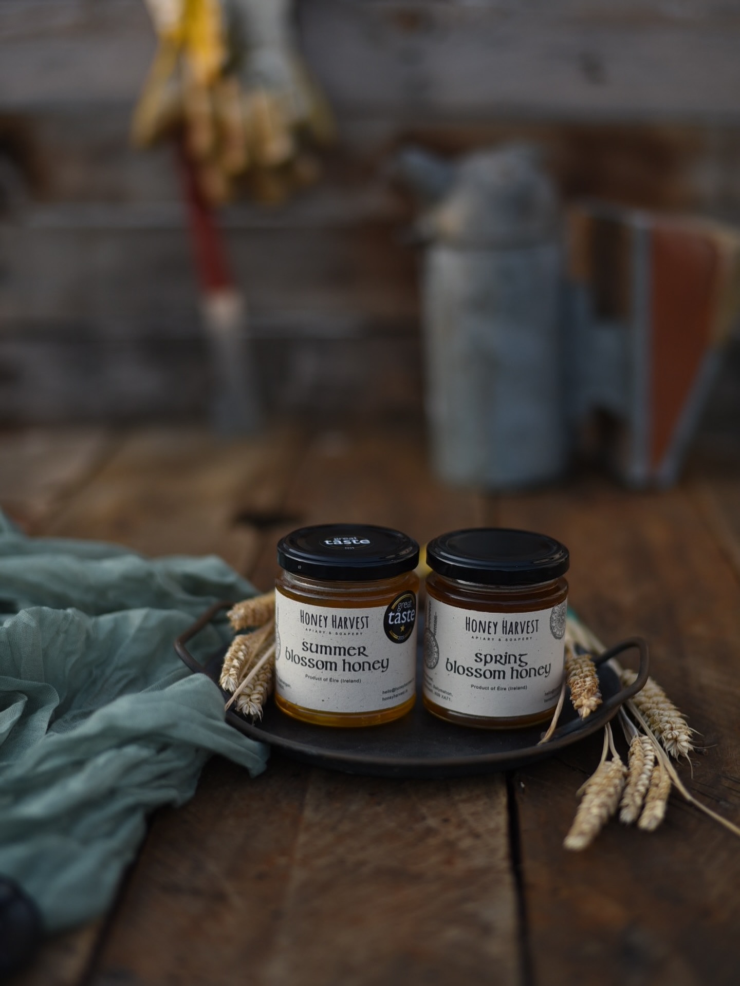 Two honeys. One award. One rare gem. 🍯
🌸 Spring honey – white thorn magic that blooms only every few years.
☀️ Summer honey – bold, golden & officially a Great Taste Award 2025 winner! 🏆
Raw, local, real. From my bees to your spoon.
#GreatTasteAward #GuildOfFineFood #RawHoney #LocalBeekeeper #SmallBatchHoney #smallbusiness #realfood #rawfood #HolisticLiving #HayFeverHelp #IrishHoney