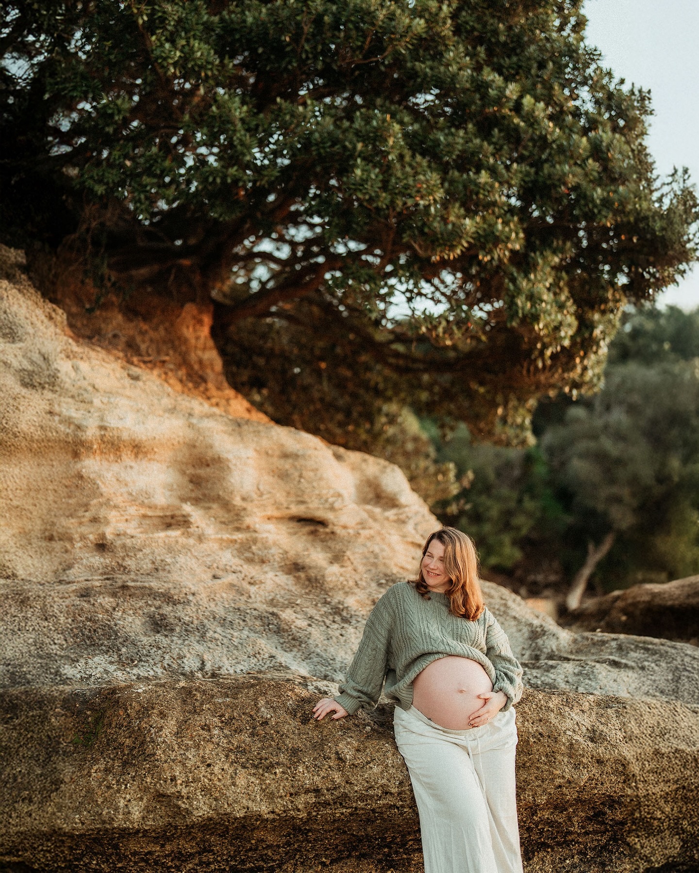 Moments from an evening capturing this glowing mumma to be ✨ I haven’t used this location for a bump session before but i loved how these turned out!
Looking forward to capturing these two with their little love soon