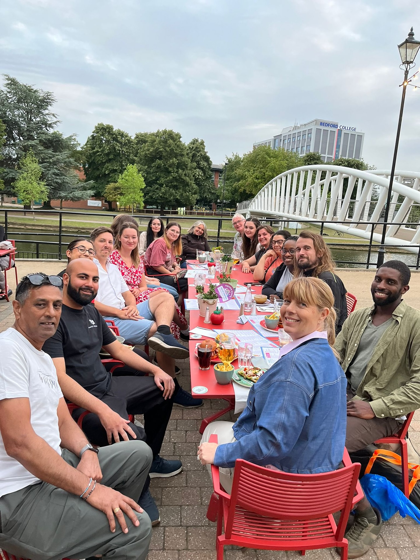 What a fabulous meet-up to celebrate Rachel’s Mindful Walks being 1 year old. The mindful walks have been enjoyed by so many people and tonight’s celebration included her mum and dad and family dog! What a brilliant evening with food and drink at Albero Lounge - always a great choice for a party - as everyone can order what they want and keep to their own budget. No scary giant bills to split.
Follow at @r.h.travels for details of upcoming mindful walks - and follow @spirituallycuriousbedfordians - James - to hear about spiritual meet ups in town. The last meet up at @nomad_cafe_11 is on Saturday from 4pm. Follow @mrgreenembodied for energetic dancing and movement sessions.
📸 Everyone celebrating 1 year of Minful Walks
📸 Practicing mindfulness whilst enjoying the sound of the river