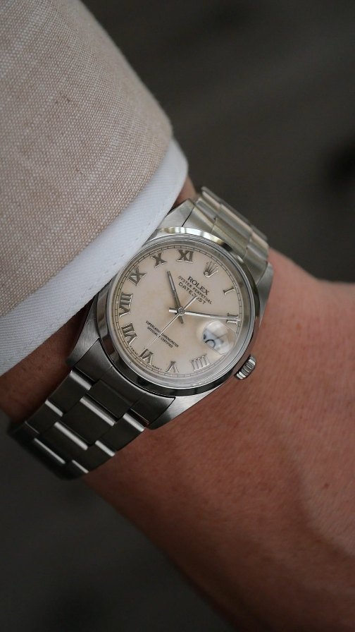 The porcelain dial on this Rolex Datejust 16200 is just stunning
#rolex #datejust #watch #vintage