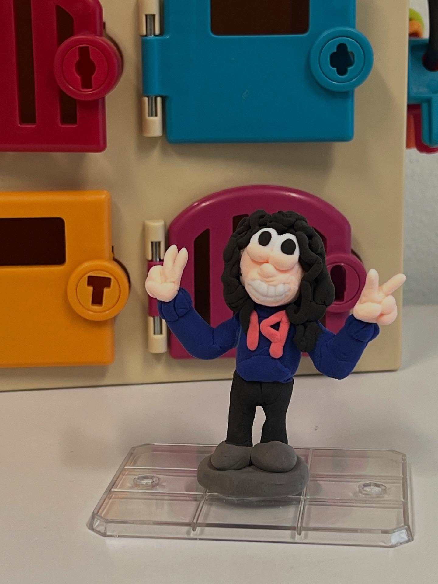 It’s always bittersweet to say goodbye, but today we celebrate a huge milestone - completing speech! 🥳 We’re so proud of all the incredible progress this client has made. This was his goodbye gift to his therapist Brianna, he is so creative and talented. A true artist in all mediums and one of a kind 🥹 We will miss you! *posted with parent permission* #fresnospeechtherapy #speechtherapy #slp #slpa