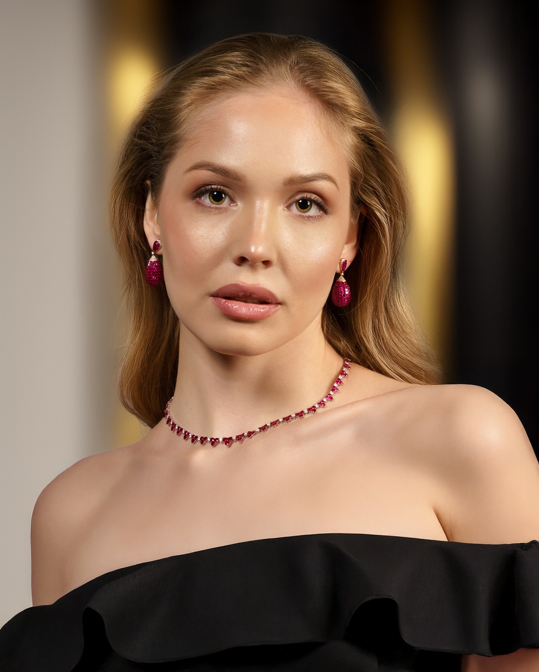 Vivid rubies, crafted to ignite desire. ❤️💎
#DilaExclusive #RubyChoker #FineJewelry #HighJewelry #LuxuryStyle