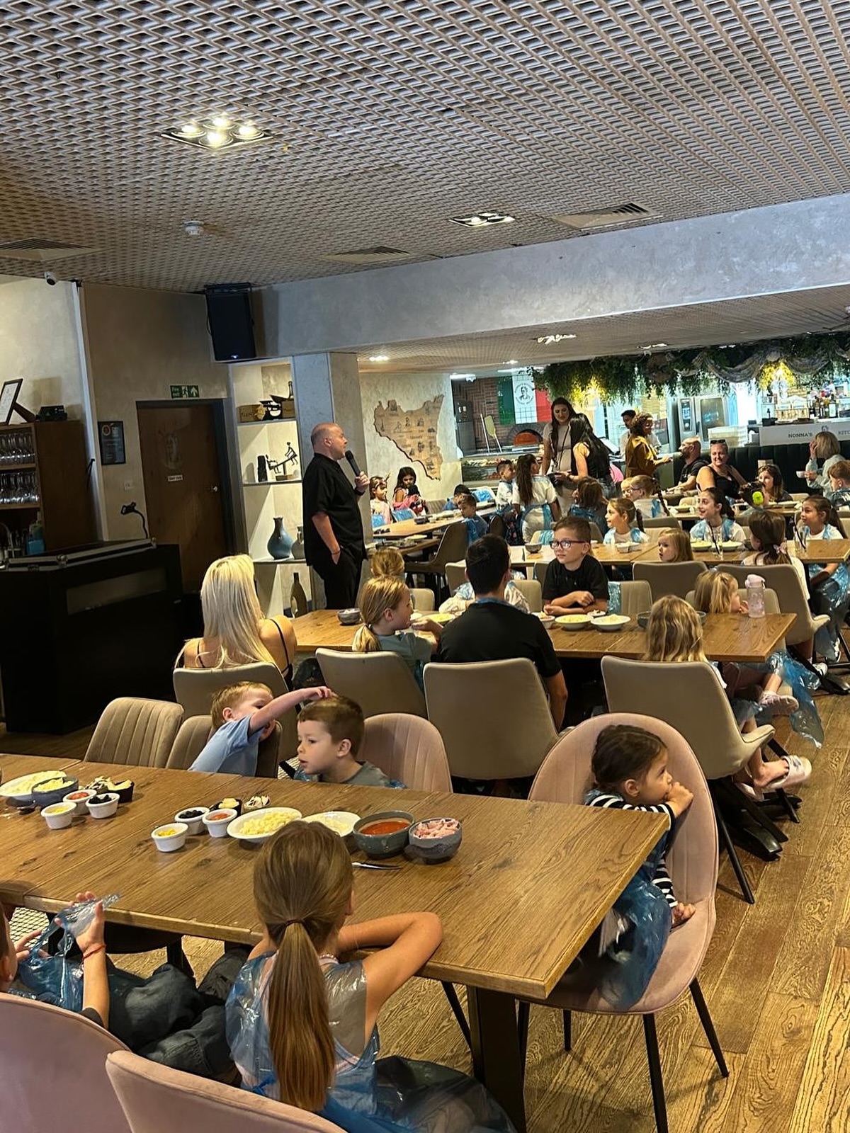 A slice of fun at Nonna’s Kitchen! 🍕👩🍳
Our Kids Pizza Making event was a hit! Huge thanks to everyone who joined us — we had an amazing time and hope you did too 🍕